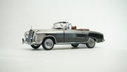 Mercedes Benz 220 SE Cabrio 1:18
