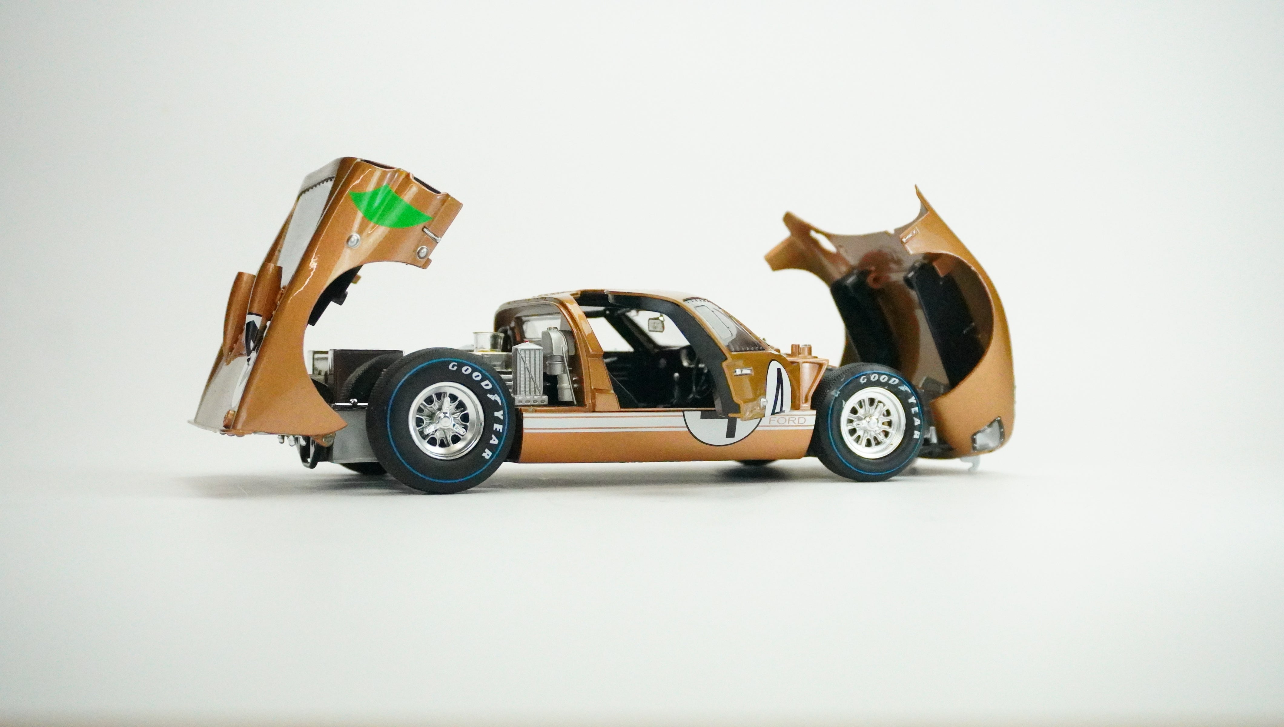 Ford GT40 MK2 Shelby Le Mans Nr.4 1:18