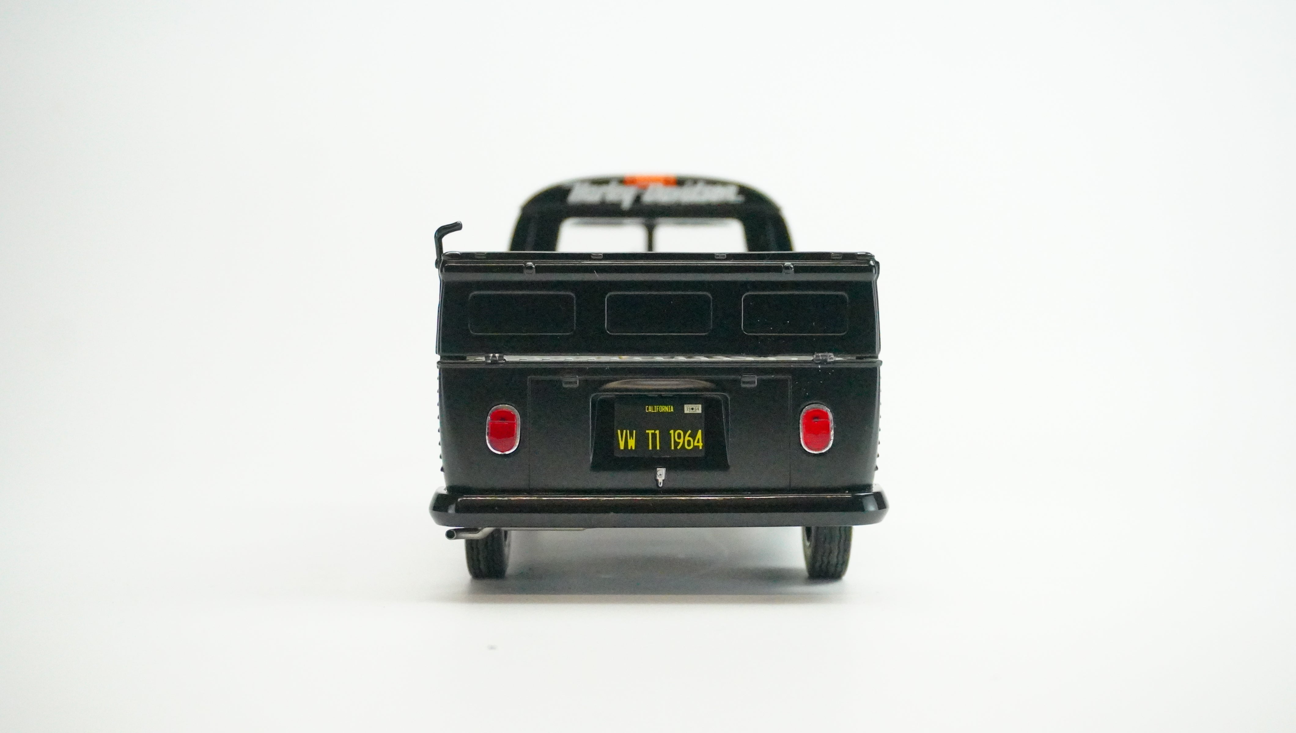 VW Pickup T1 Harley (with surfboard) 1960 1:18