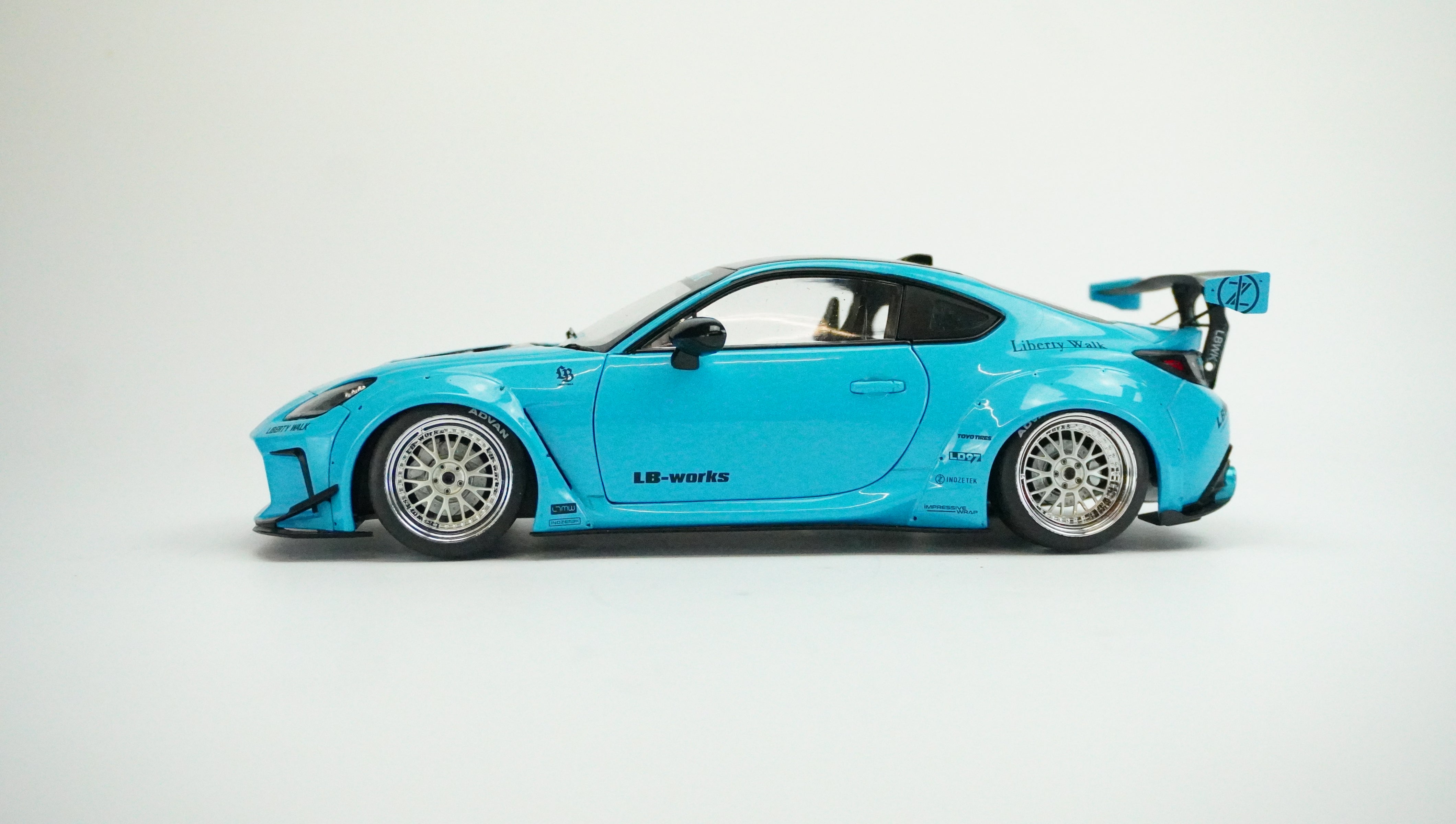 Toyota GR86 LBWK Body Kit 1:18
