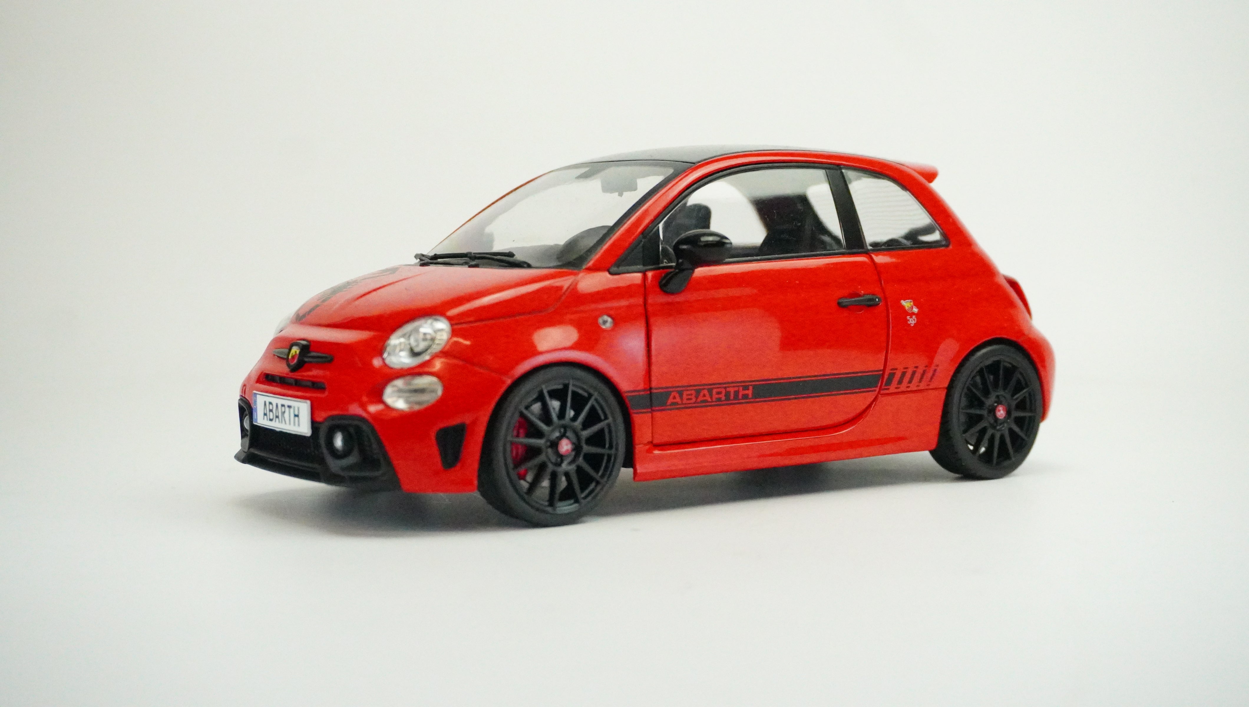 Fiat Abarth F595 Works 1:18