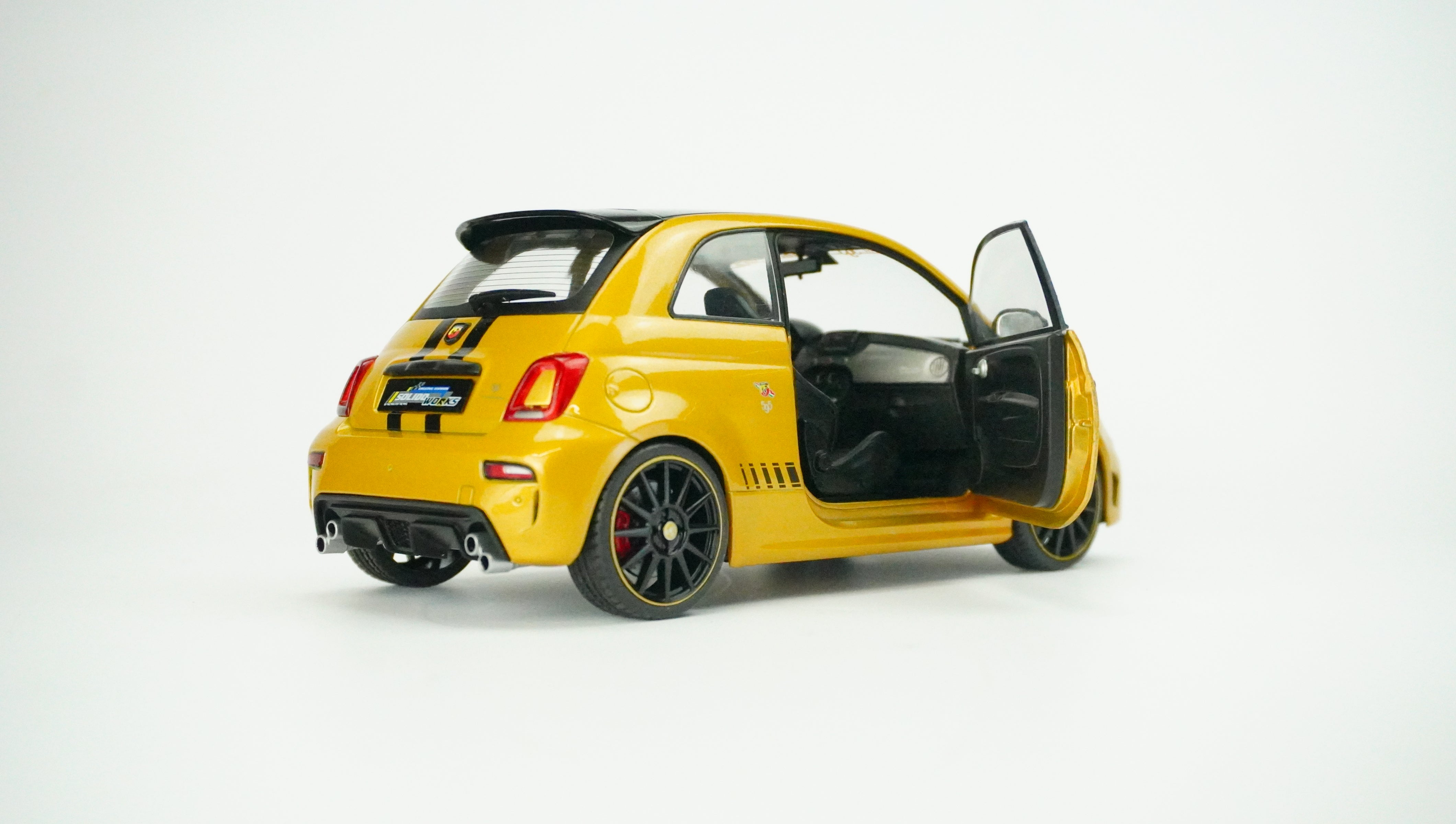 Fiat Abarth F595 Works 2024 1:18