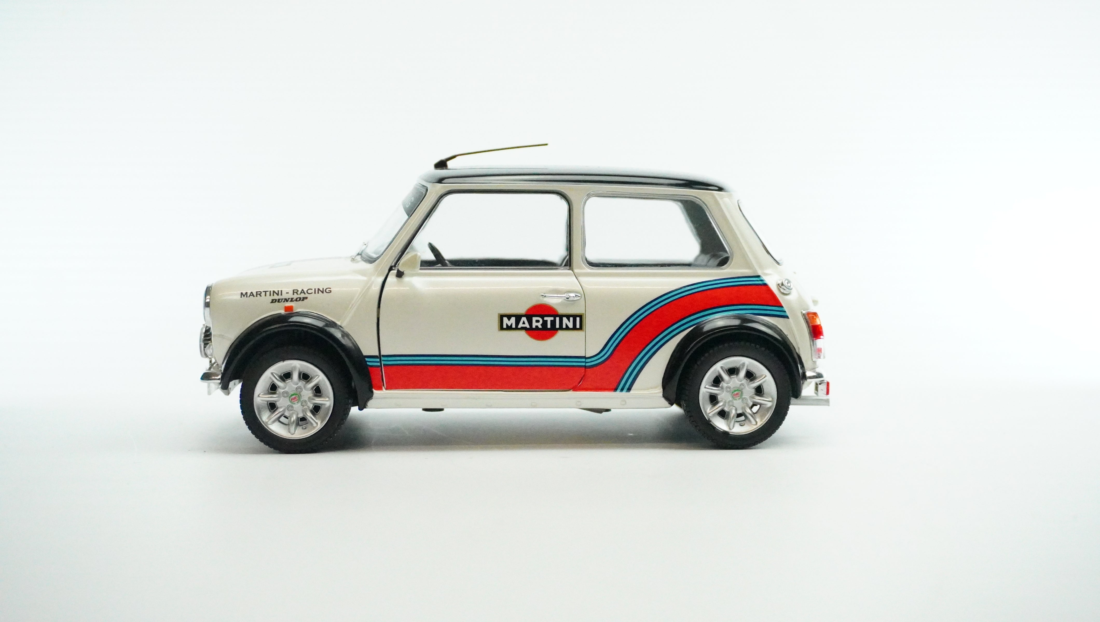 Mini Cooper Sport Martini 1:18