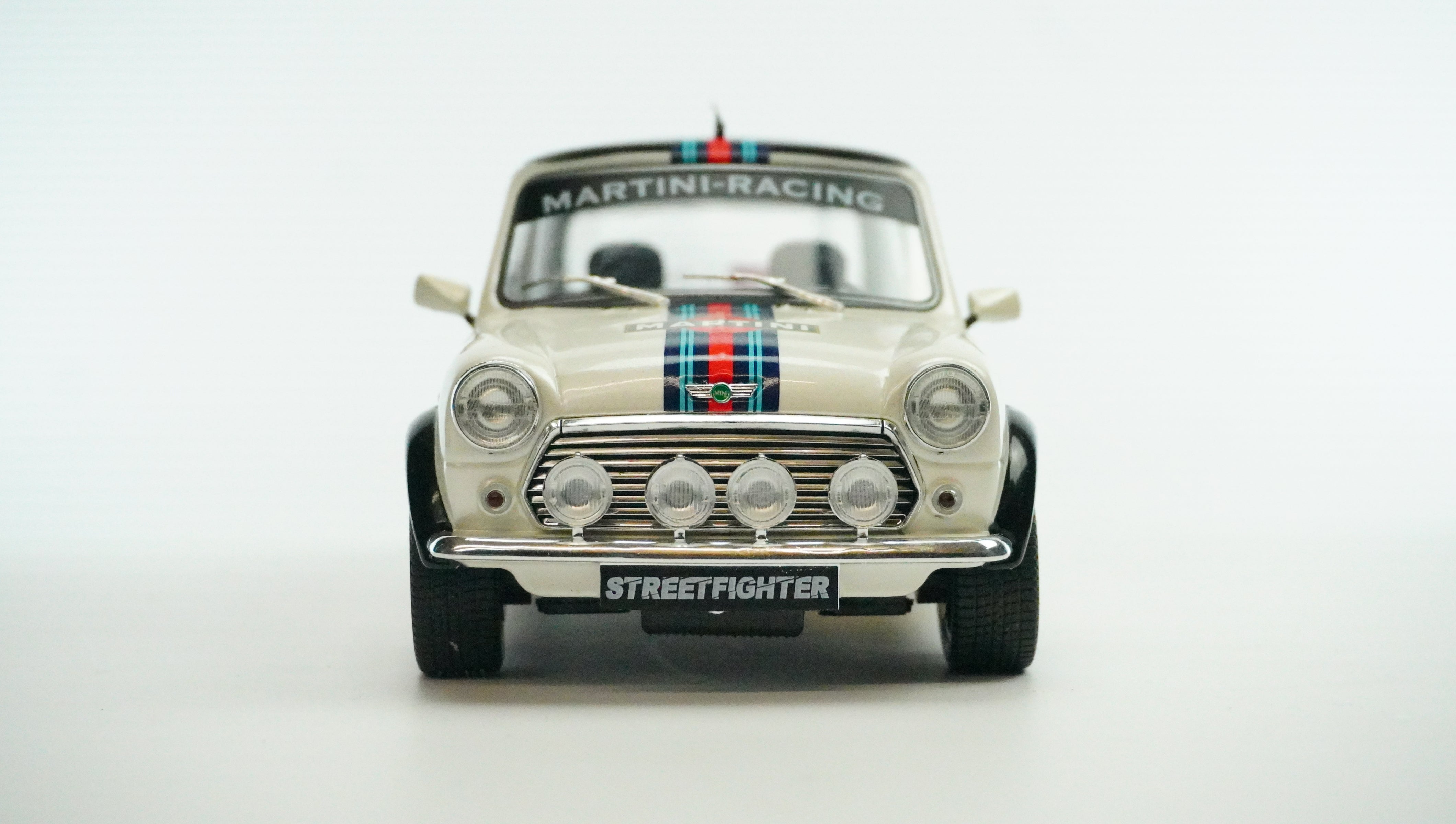Mini Cooper Sport Martini 1:18
