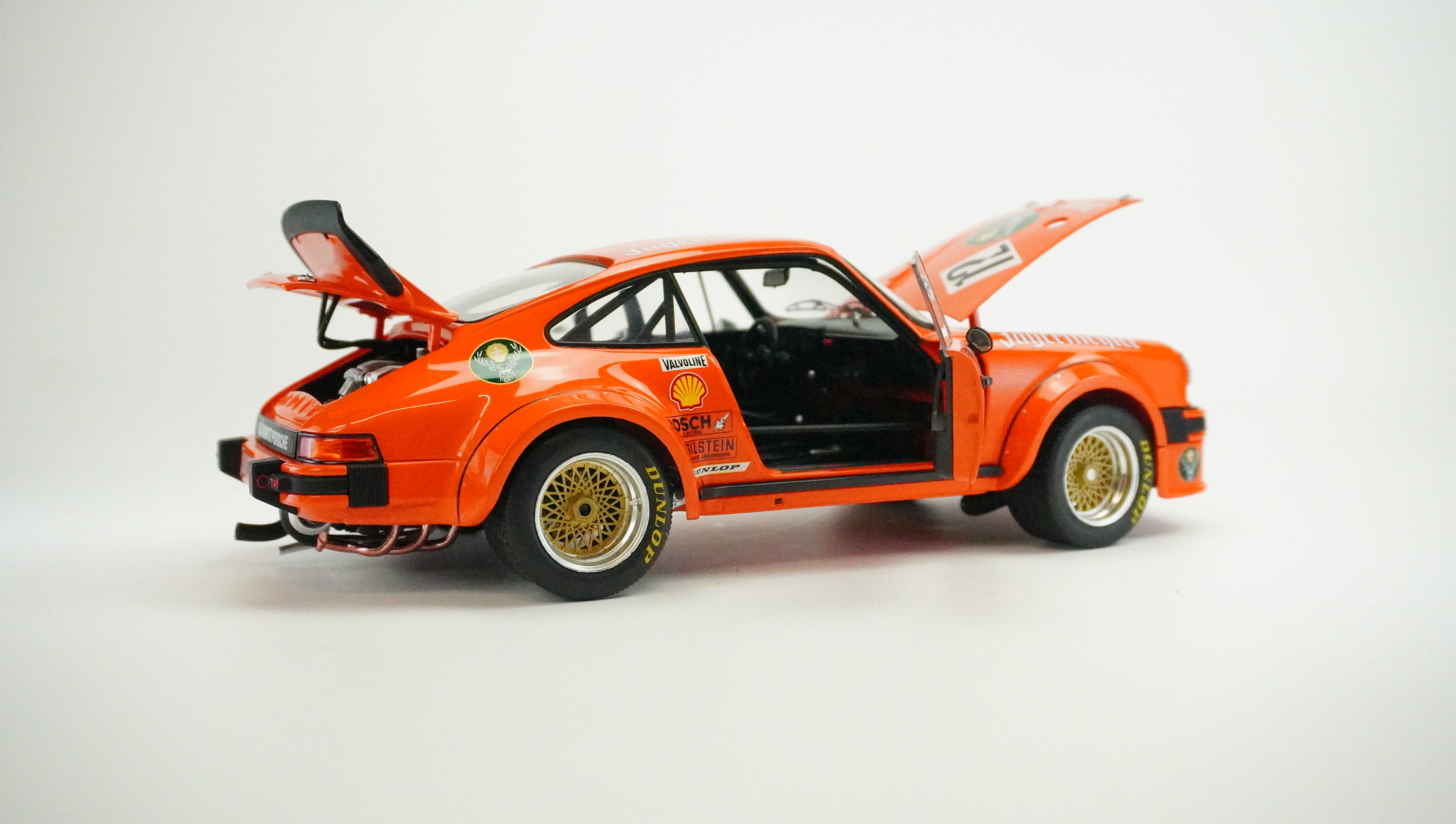 Porsche 934 RSR Jägermeister 12 1:18