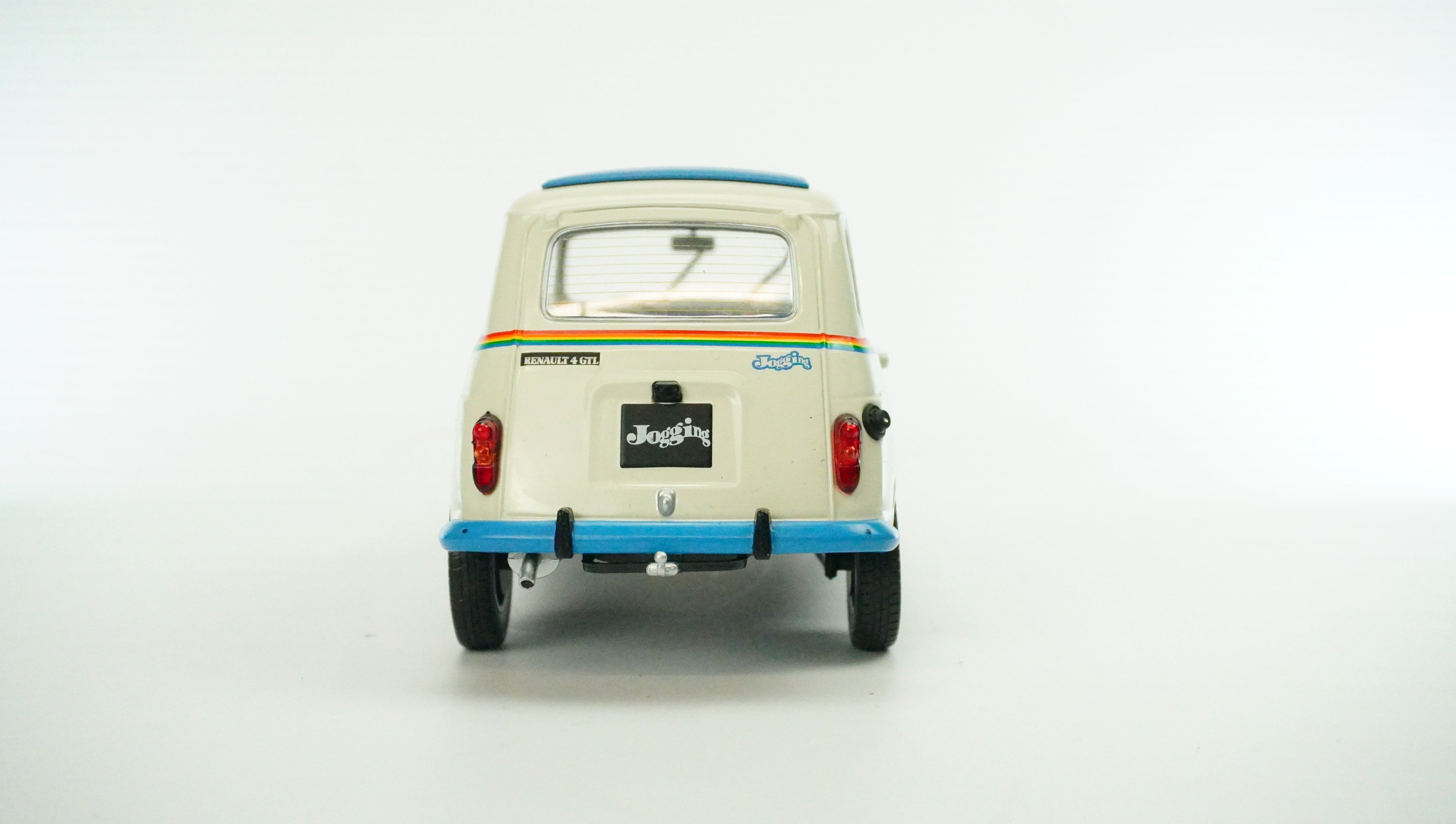Renault 4L Jogging 1981 1:18