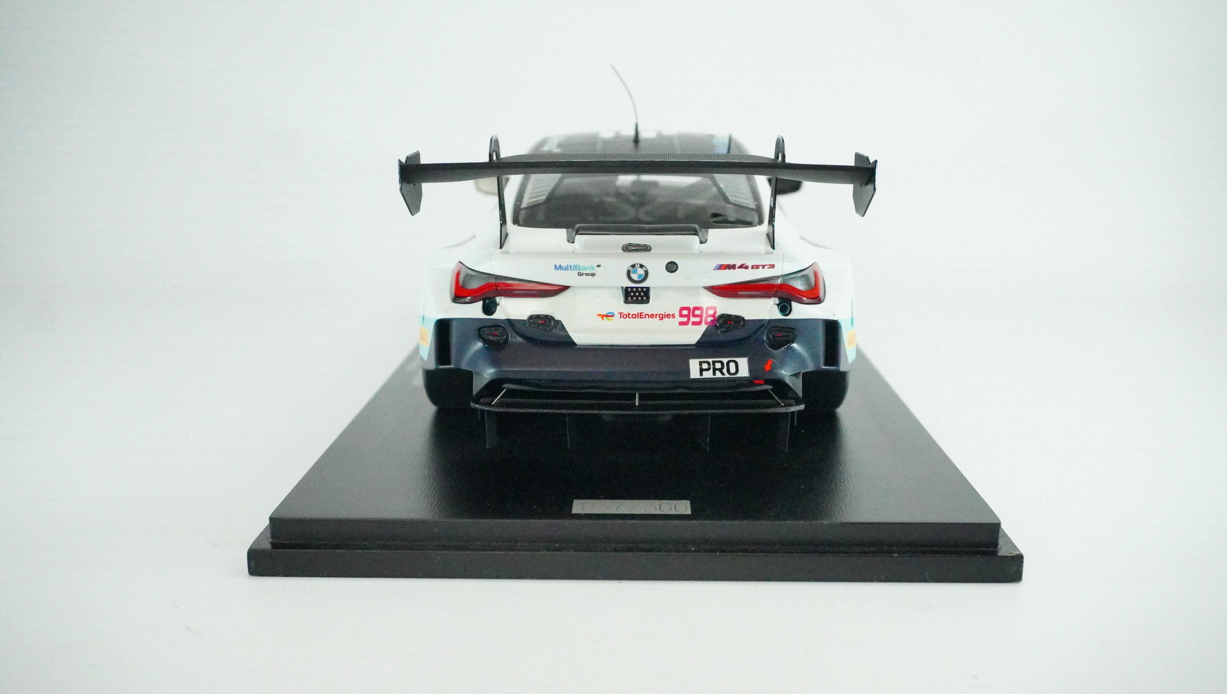 BMW M4 GT3 Racing Nr.998 Limited (incl. Showcase) 2024 1:18