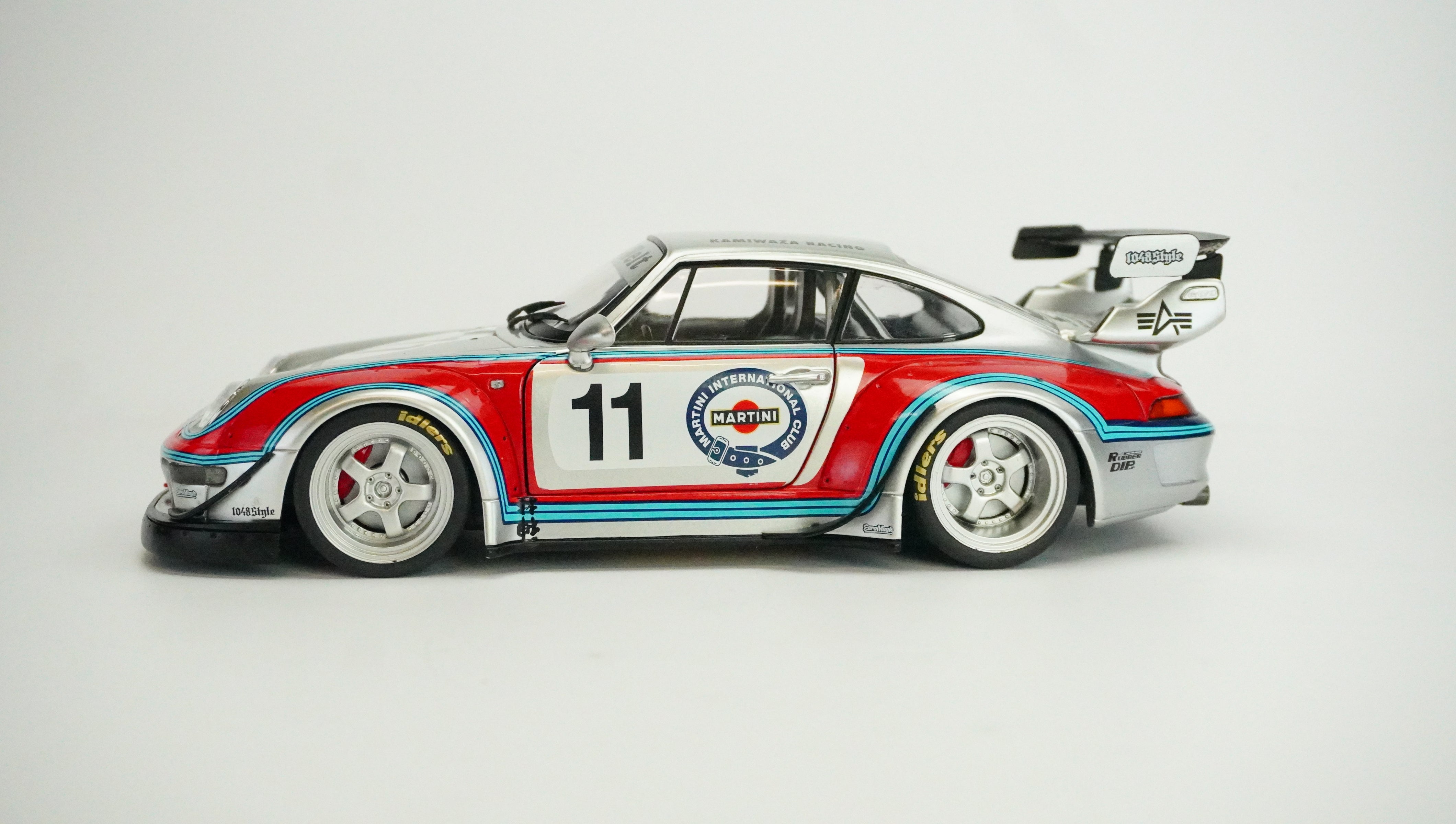 Porsche 911 RWB No.11 1:18