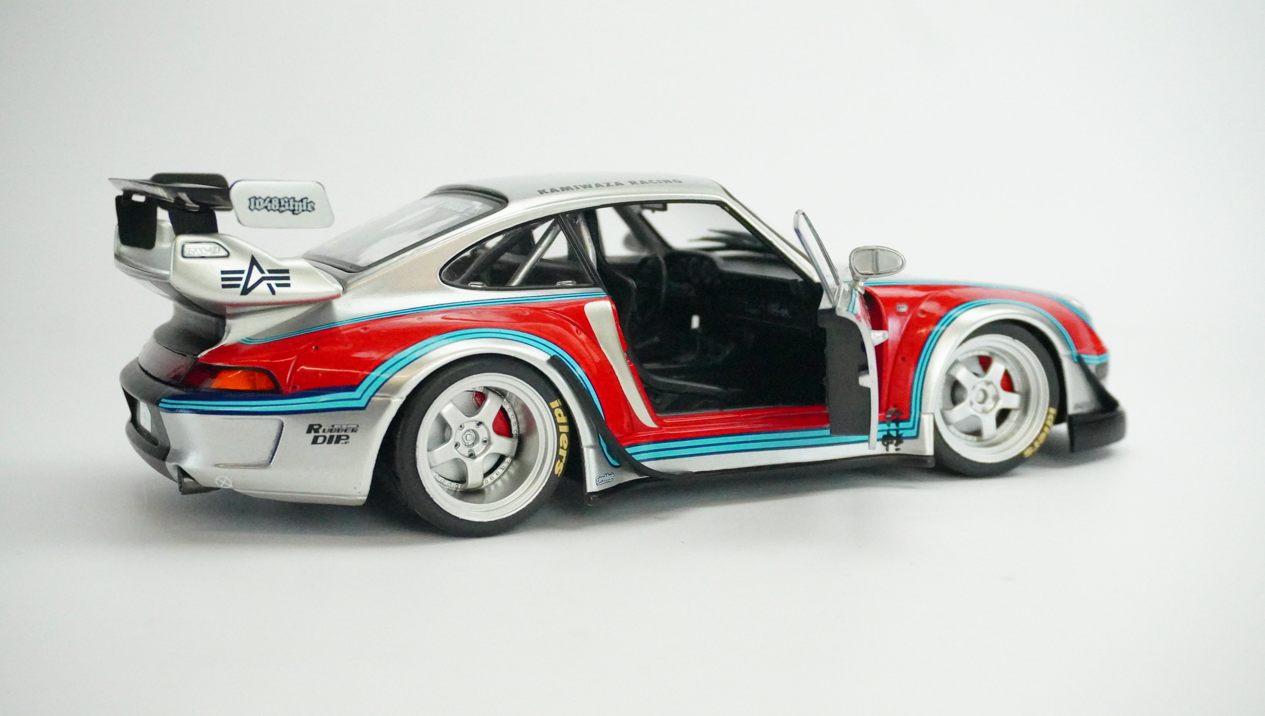 Porsche 911 RWB No.11 1:18