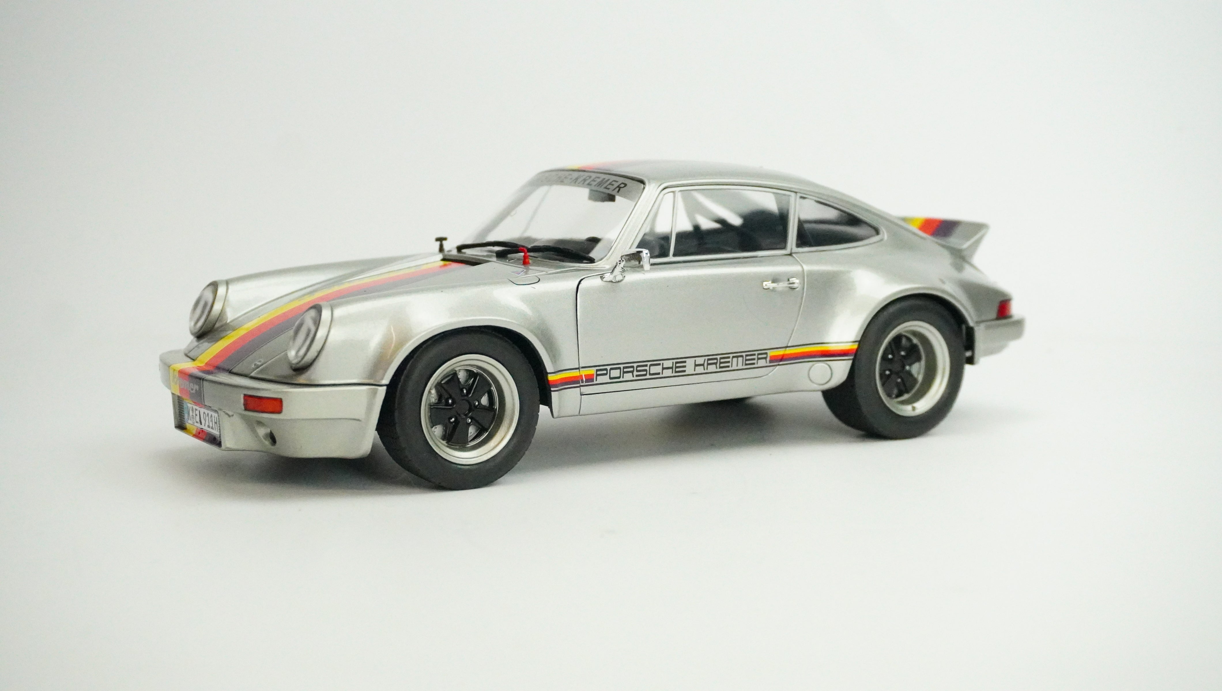 Porsche 911 RSR Kremer 1973 1:18
