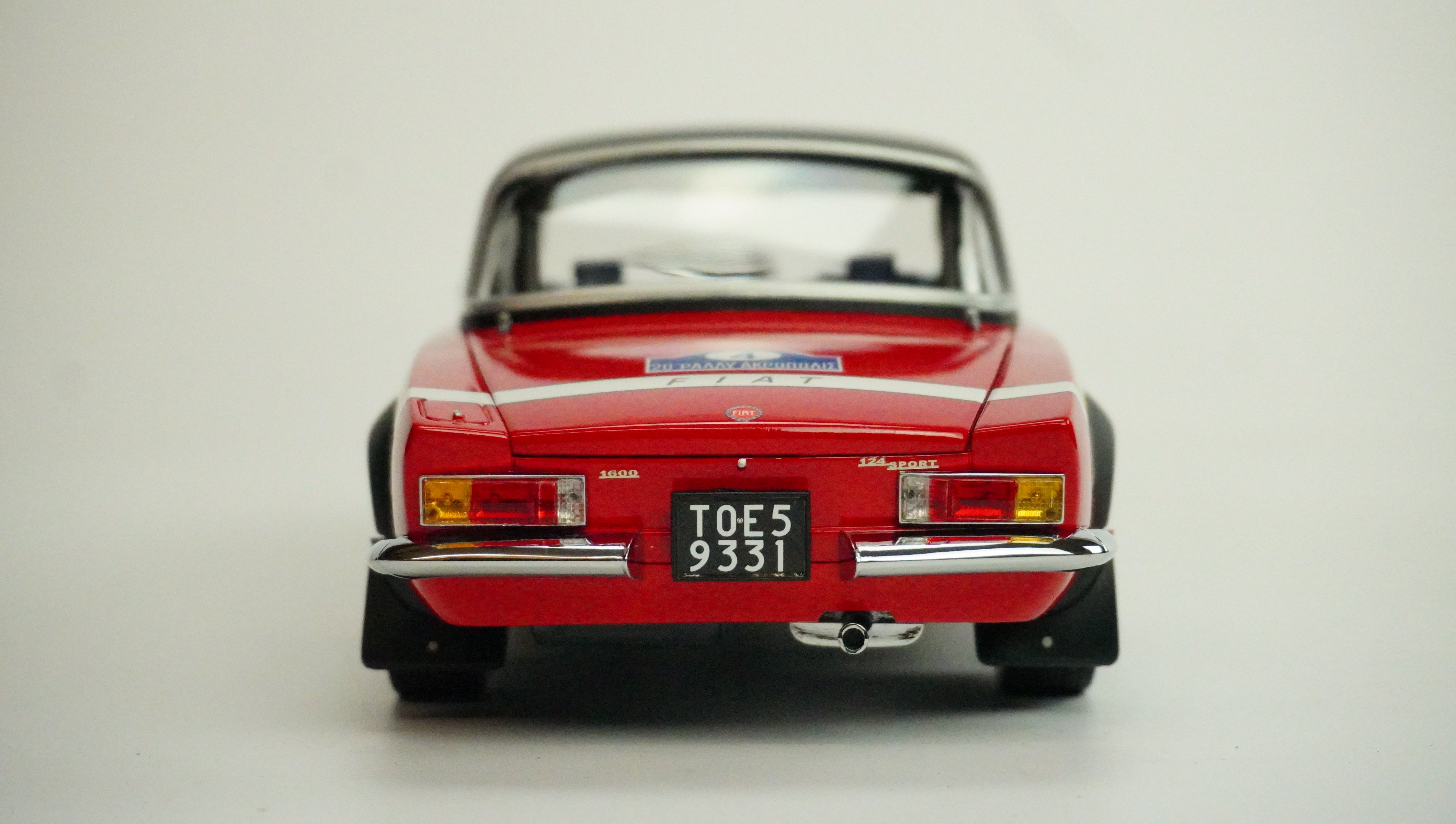 Fiat 124 Abart Rally Nr.4 1972 1:18