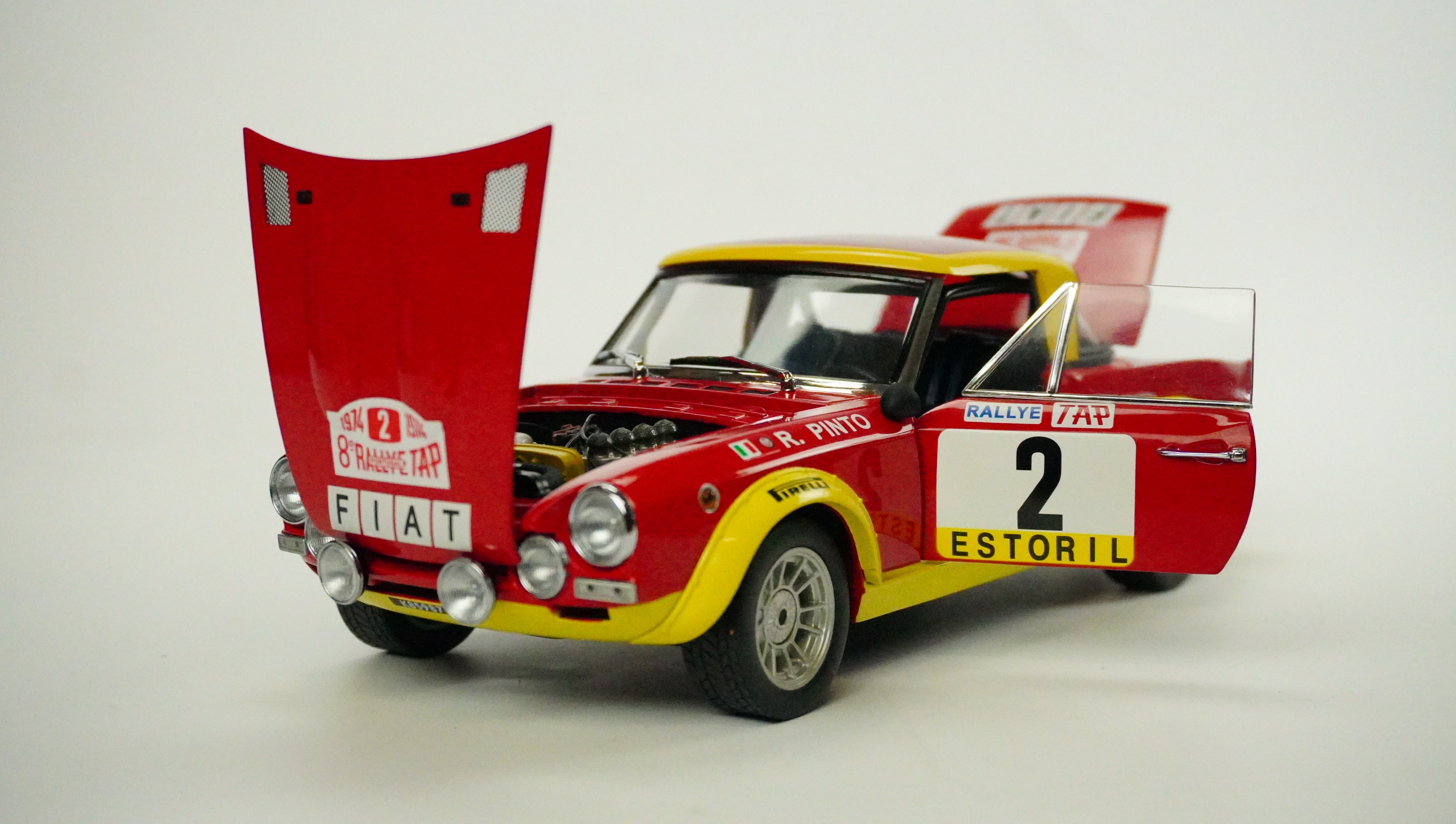 Fiat 124 Abart Rally Nr.2 1974 1:18