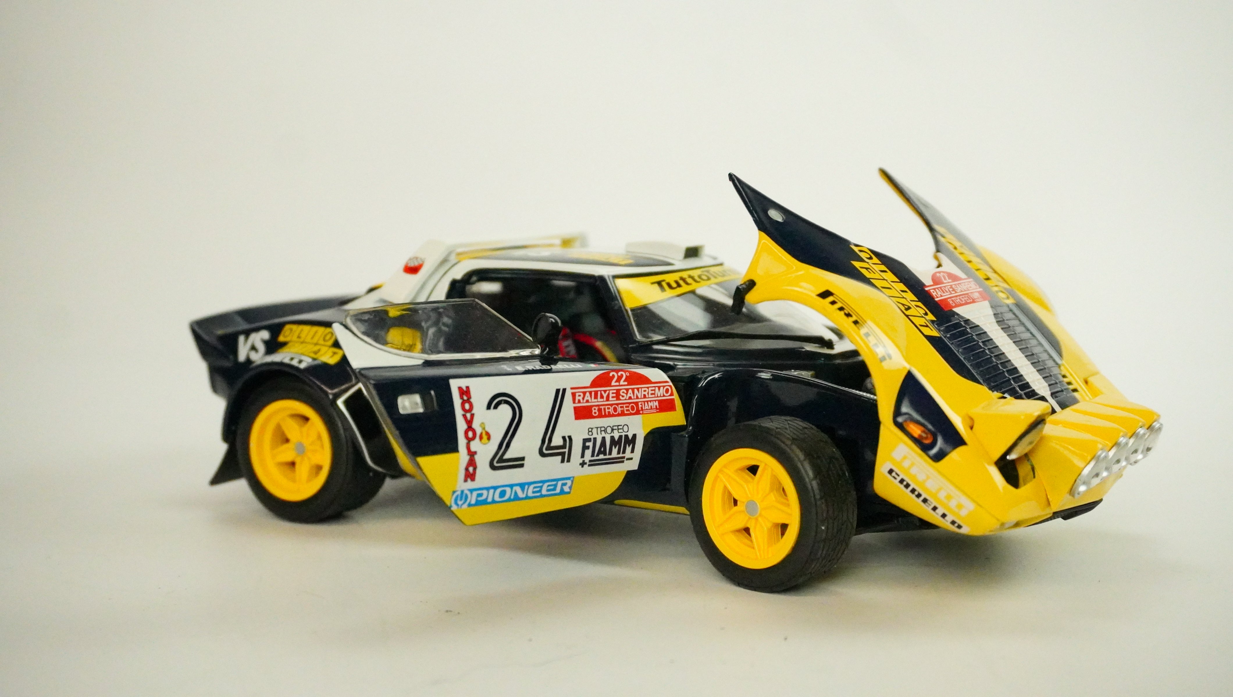 Lancia Stratos HF Rally Nr.24 1980 1:18