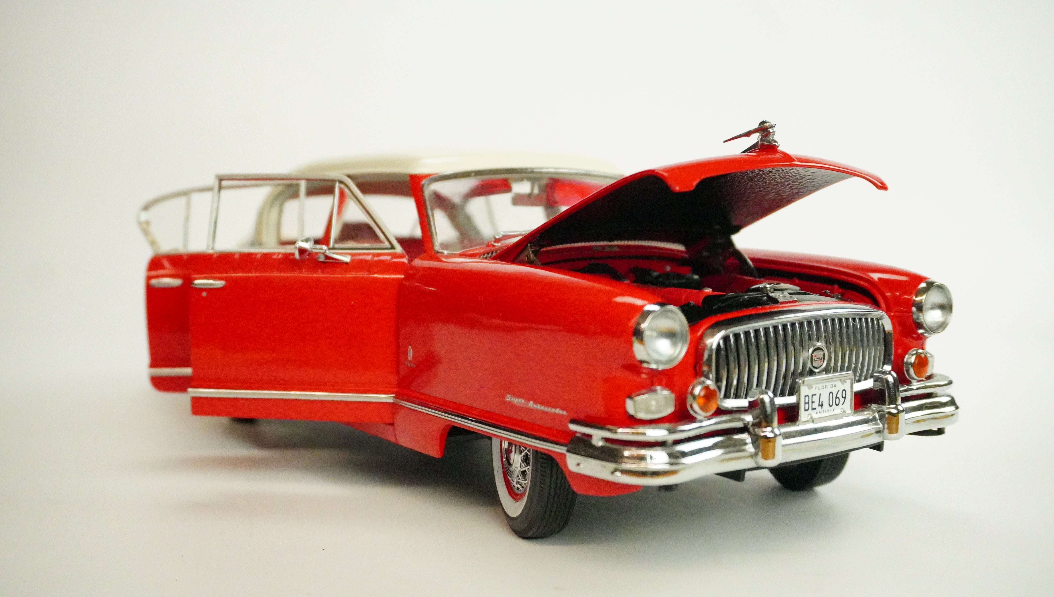 Nash Ambassador Airflyte 1952 1:18