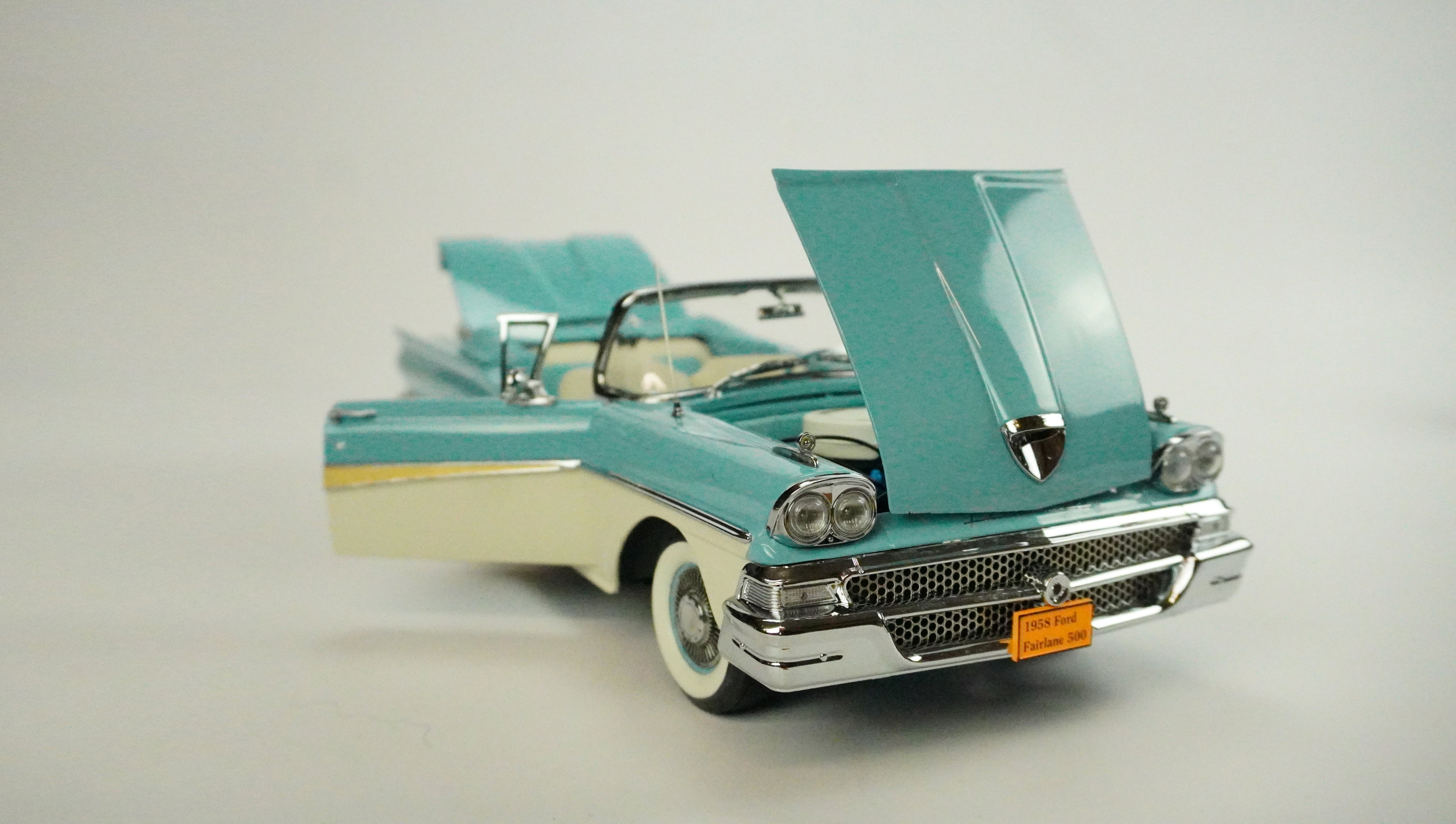 Ford Fairiane 500 Cabrio Rarität 1958 1:18