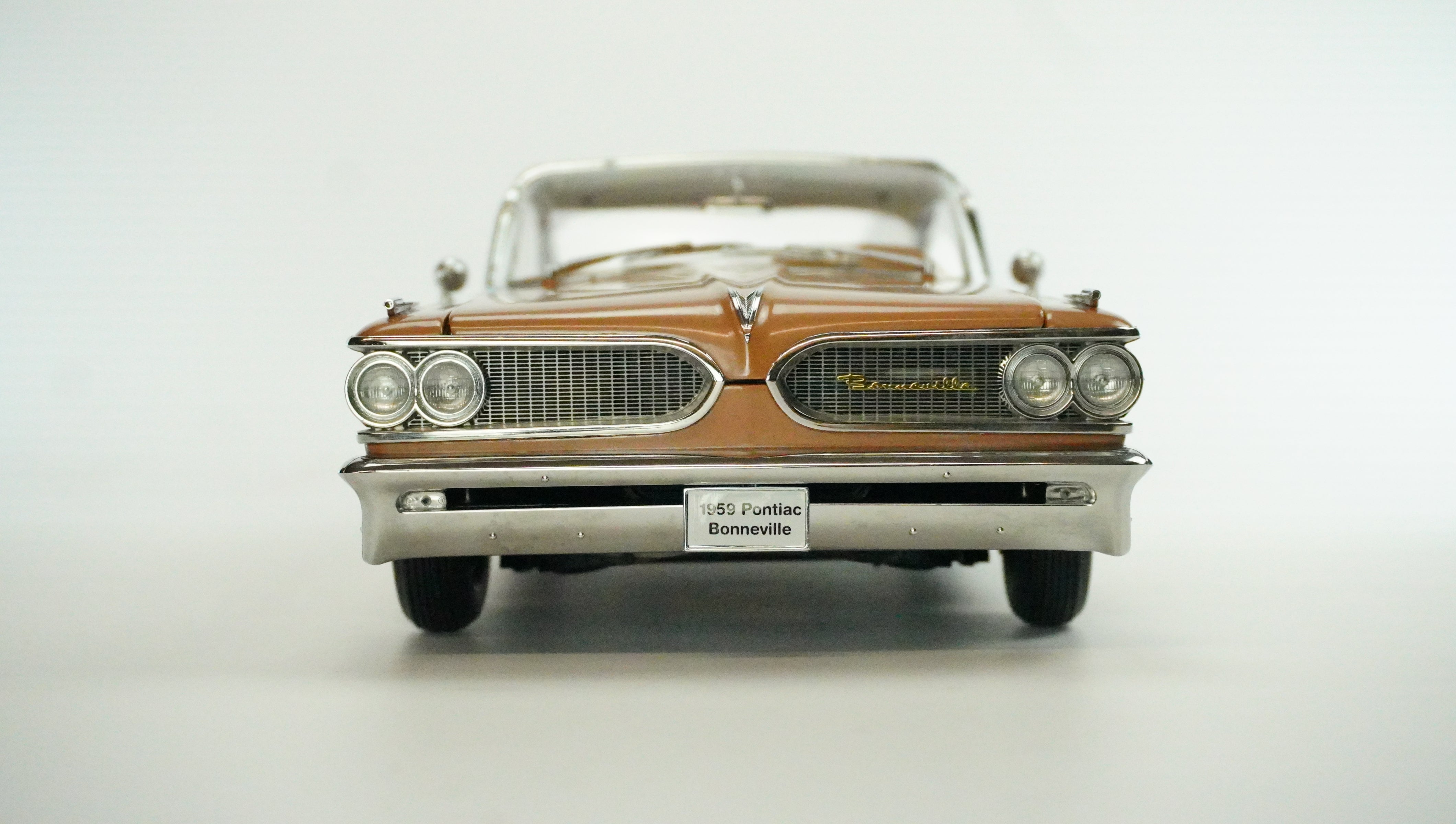 Pontiac Bonneville Rarität 1959 1:18