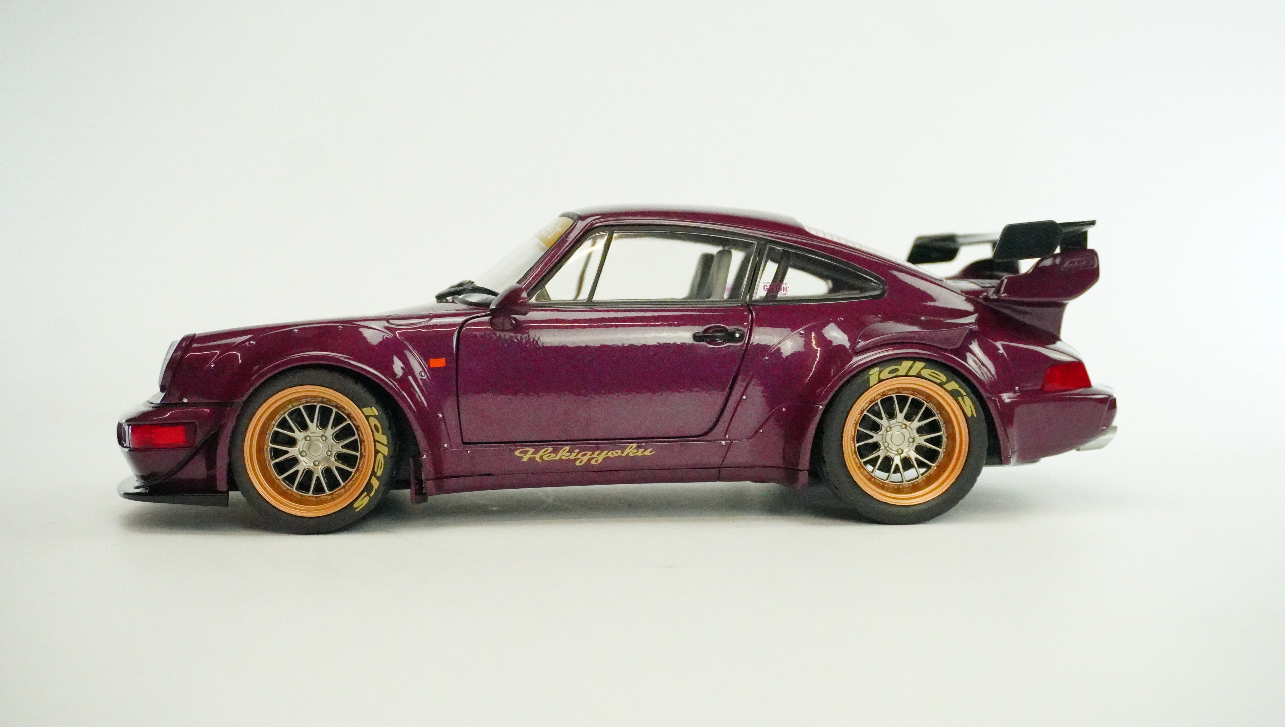 Porsche 911 (964) RWB Hekigyoku 2022 1:18