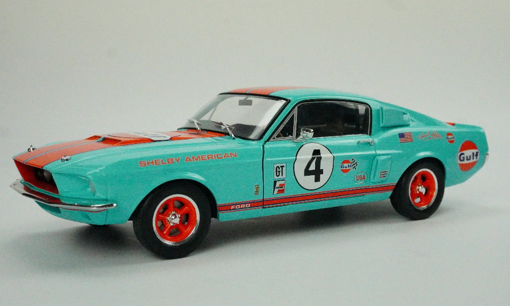 Ford Mustang Shelby GT500 Gulf Racing Nr.4 1:18