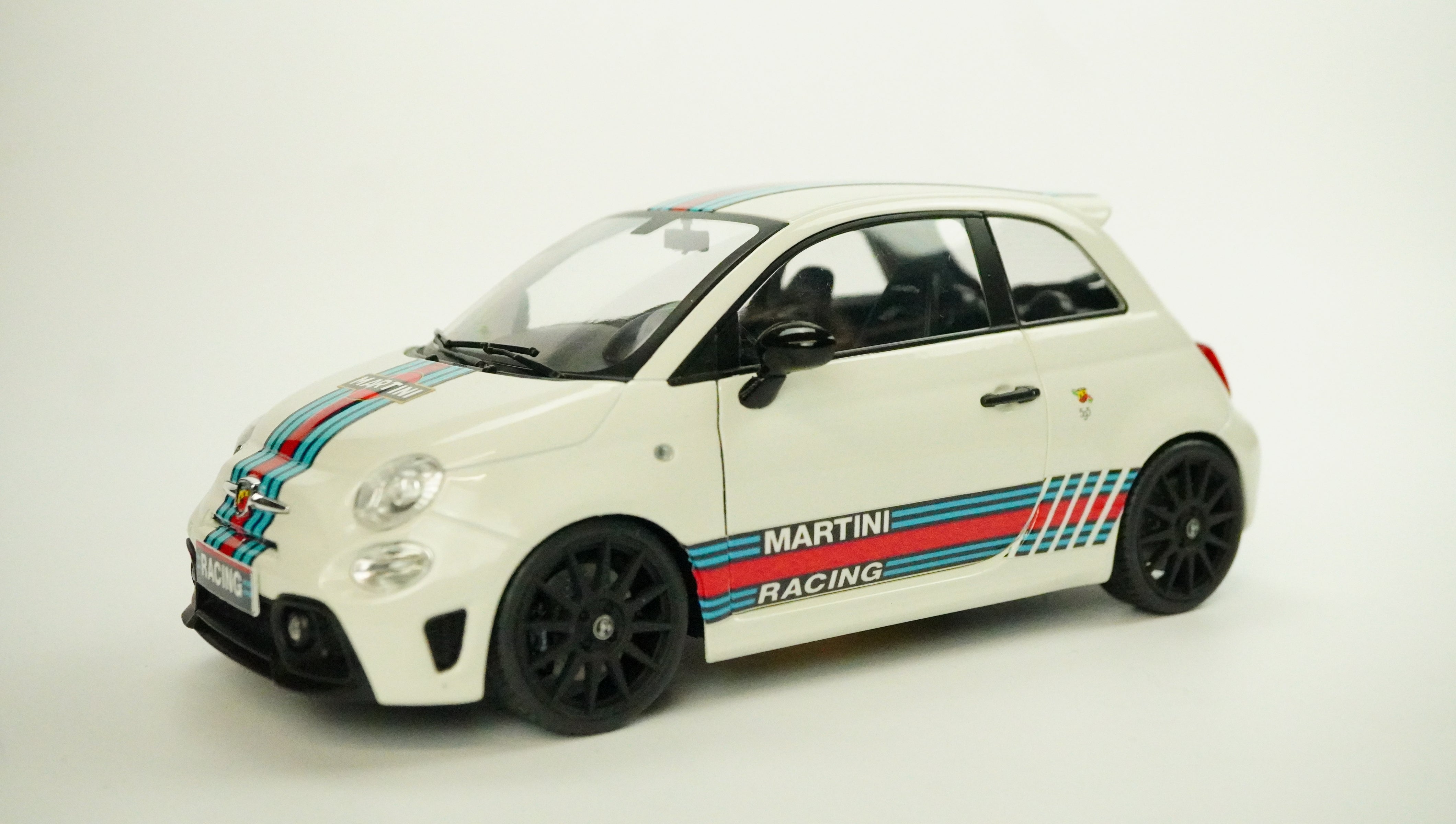 Fiat F595 Abarth Rarität 2024 1:18