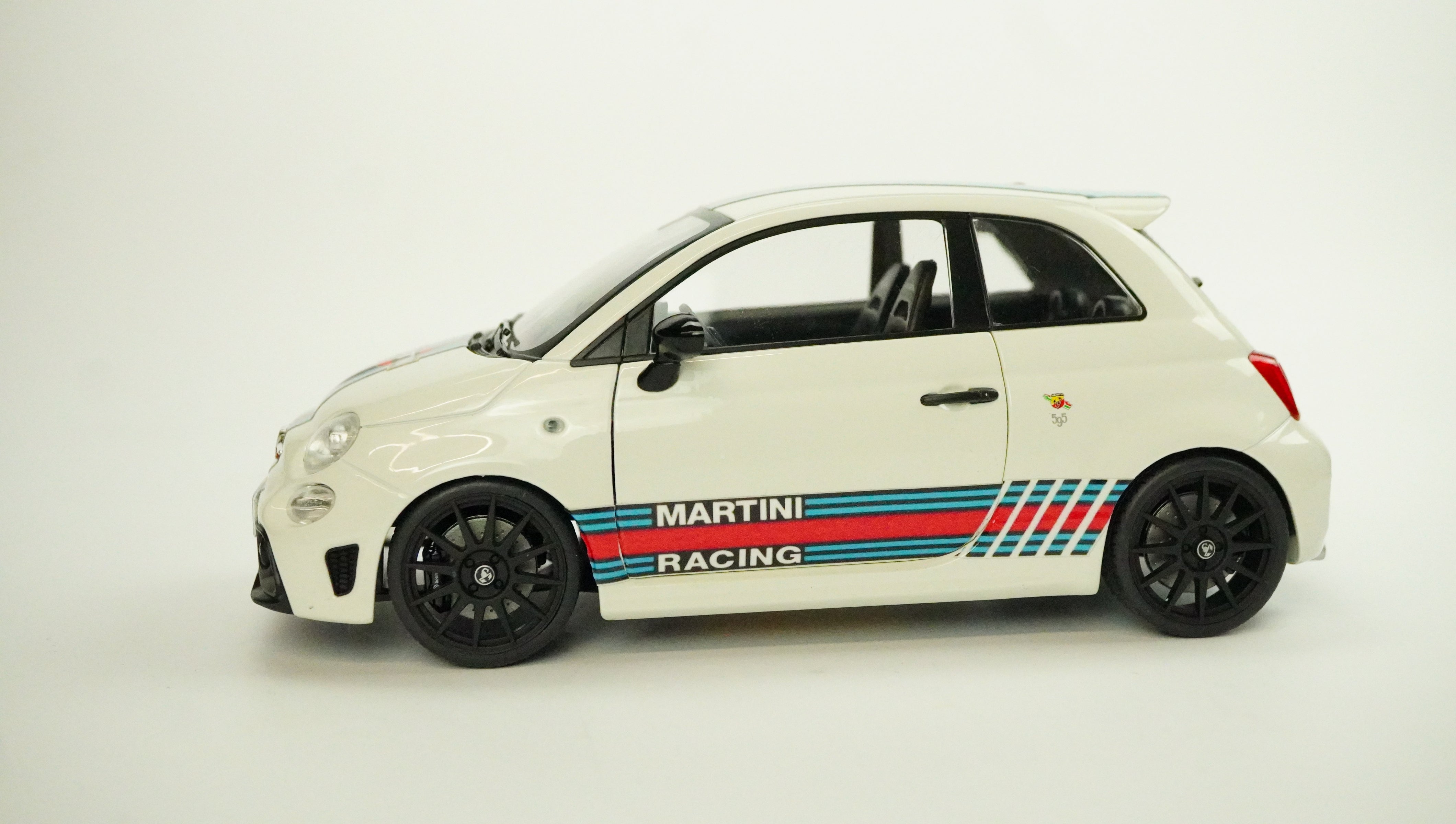 Fiat F595 Abarth Rarität 2024 1:18