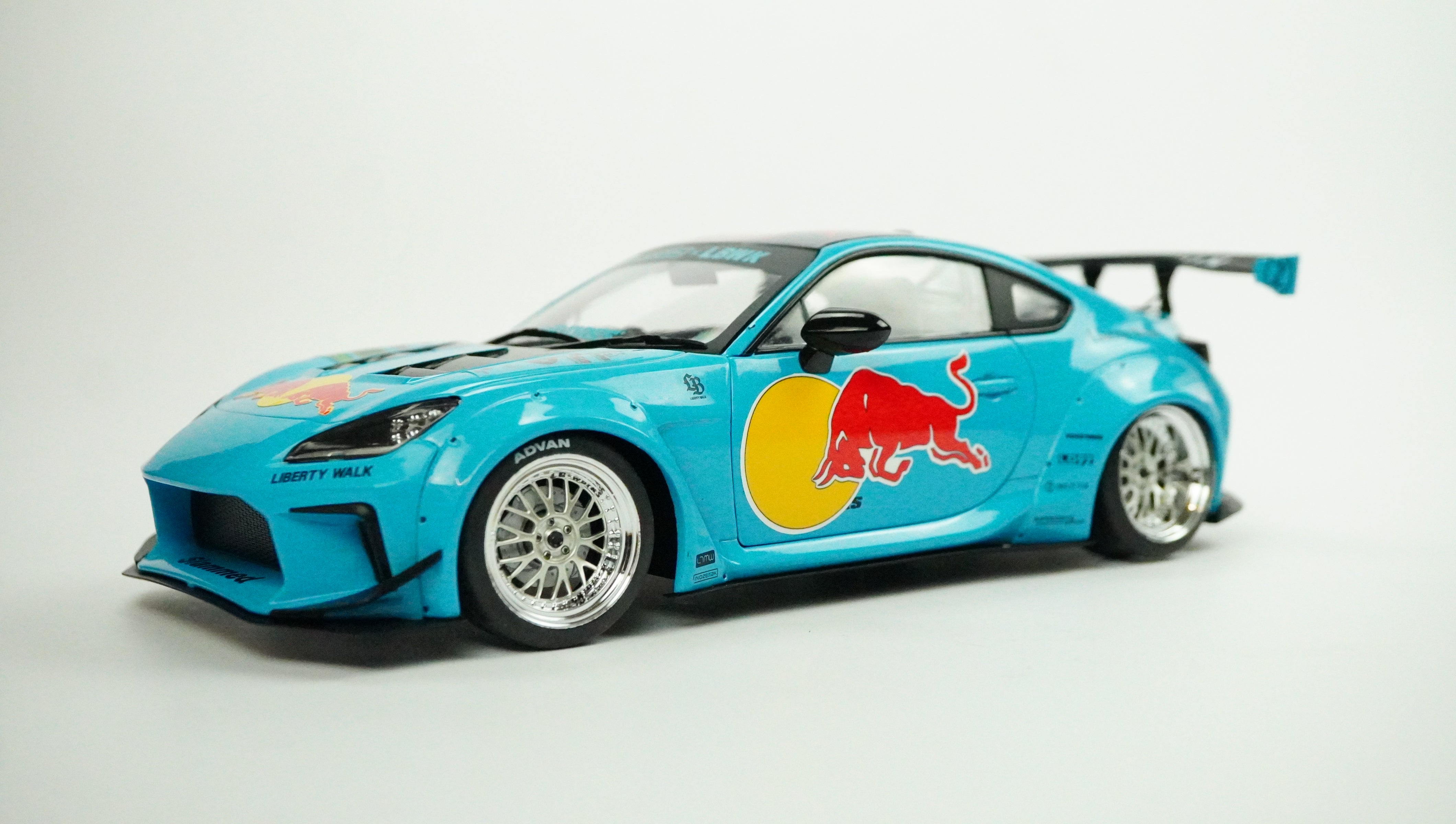 Toyota GR 86 LBW Red Bull Rarität 2024 1:18