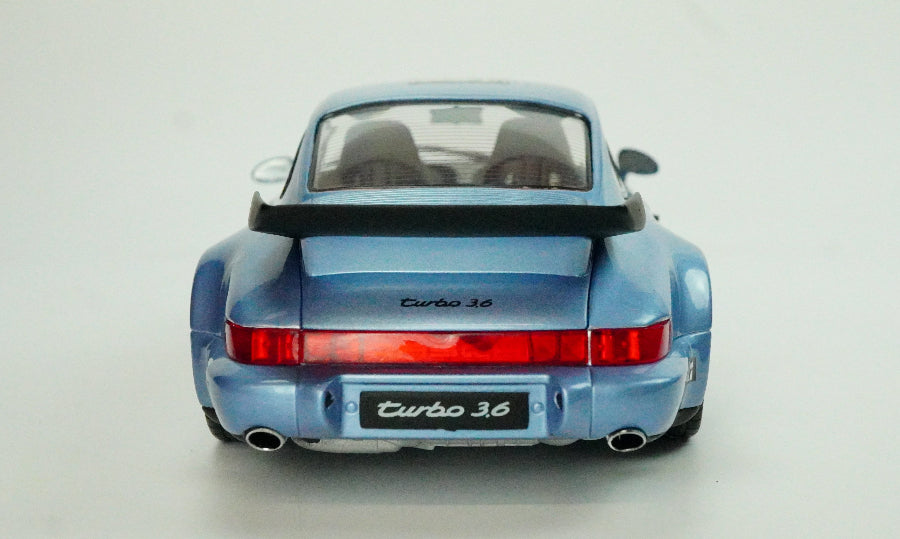 Turbo 3.6 Redbull blau 1:18 New