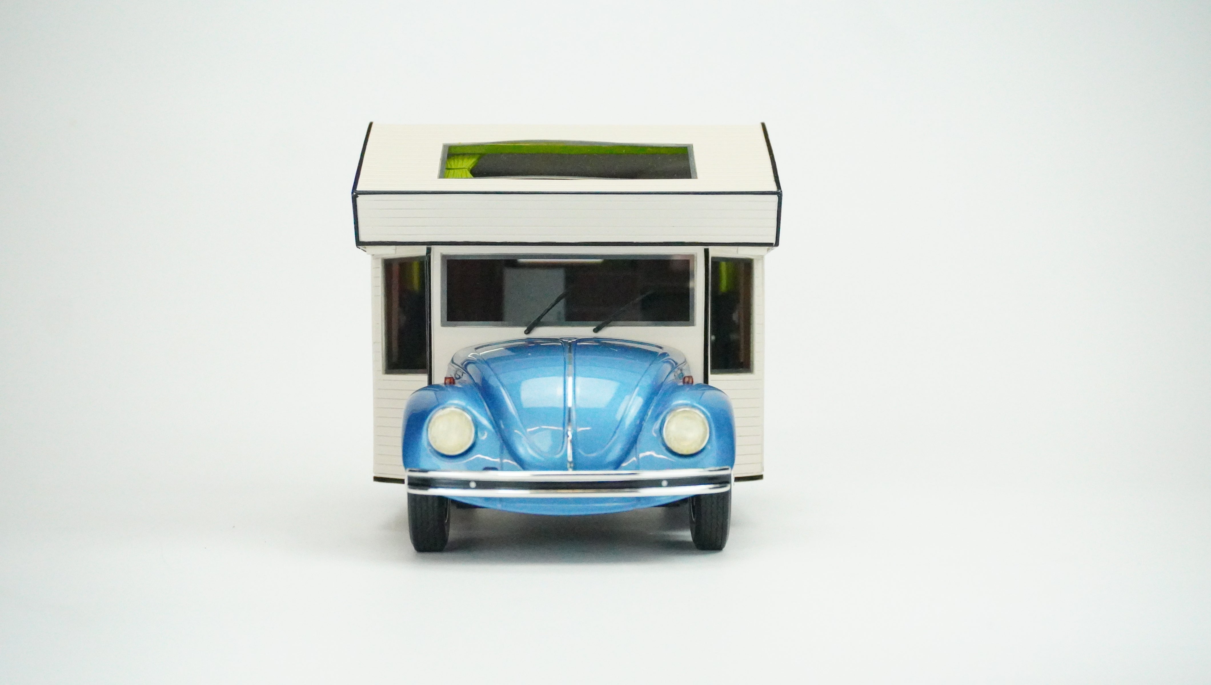 VW Beetle Camper Limited 1:18