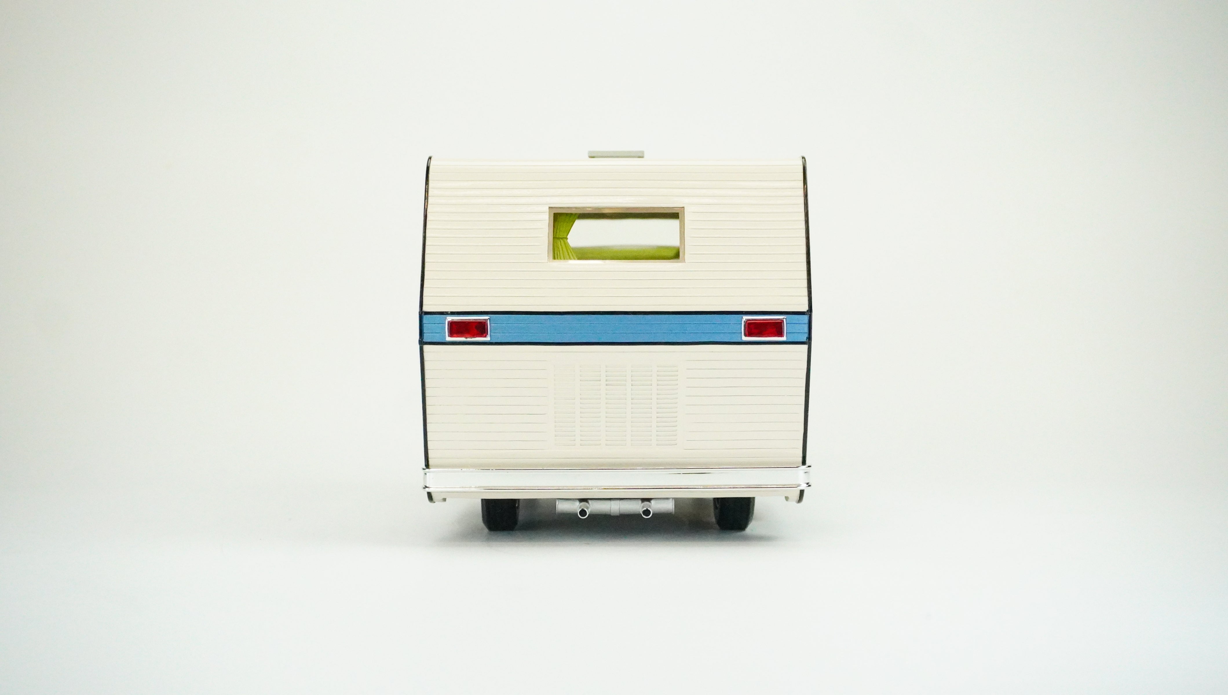 VW Beetle Camper Limited 1:18