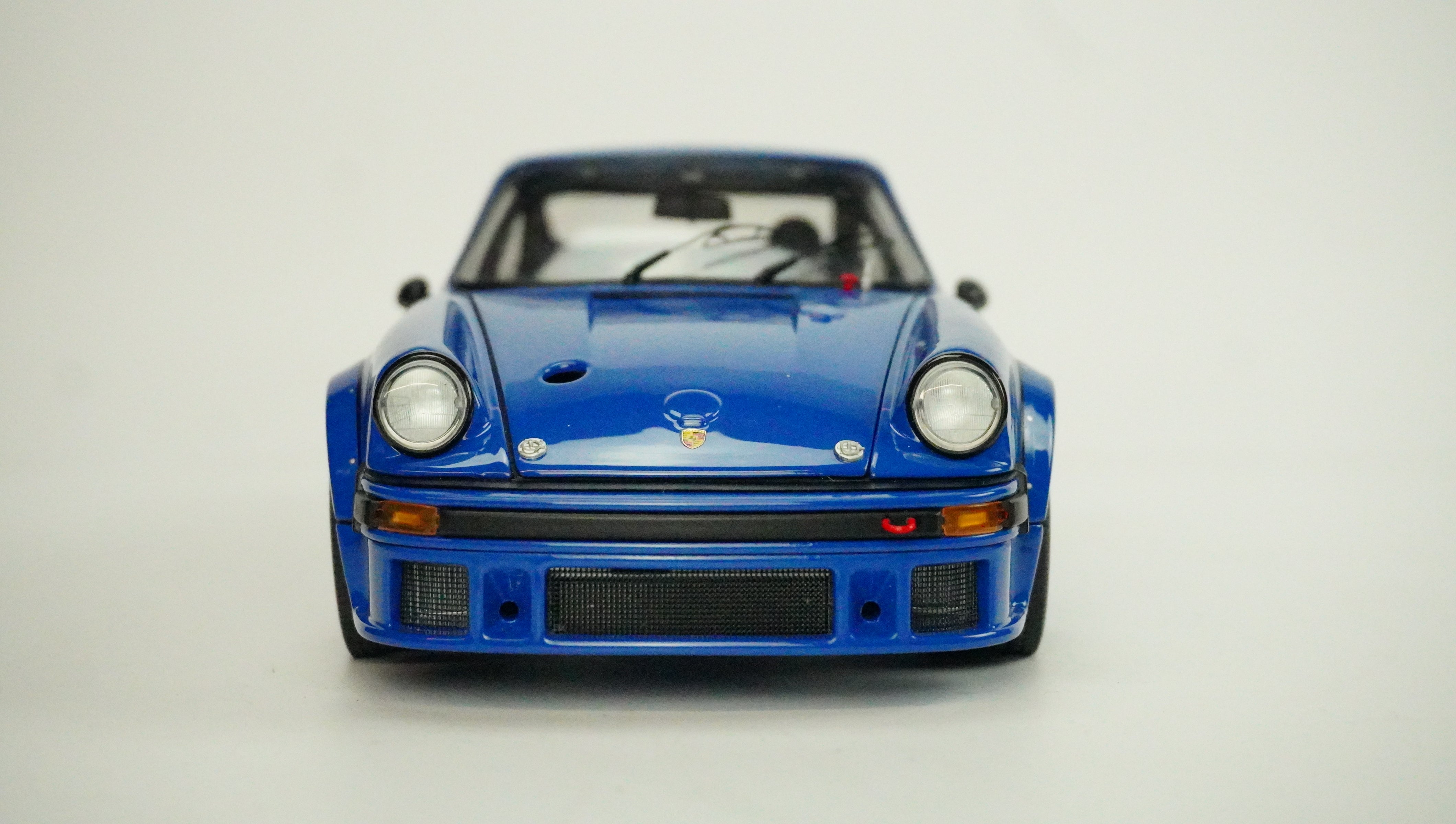 Porsche 934 RSR 1:18