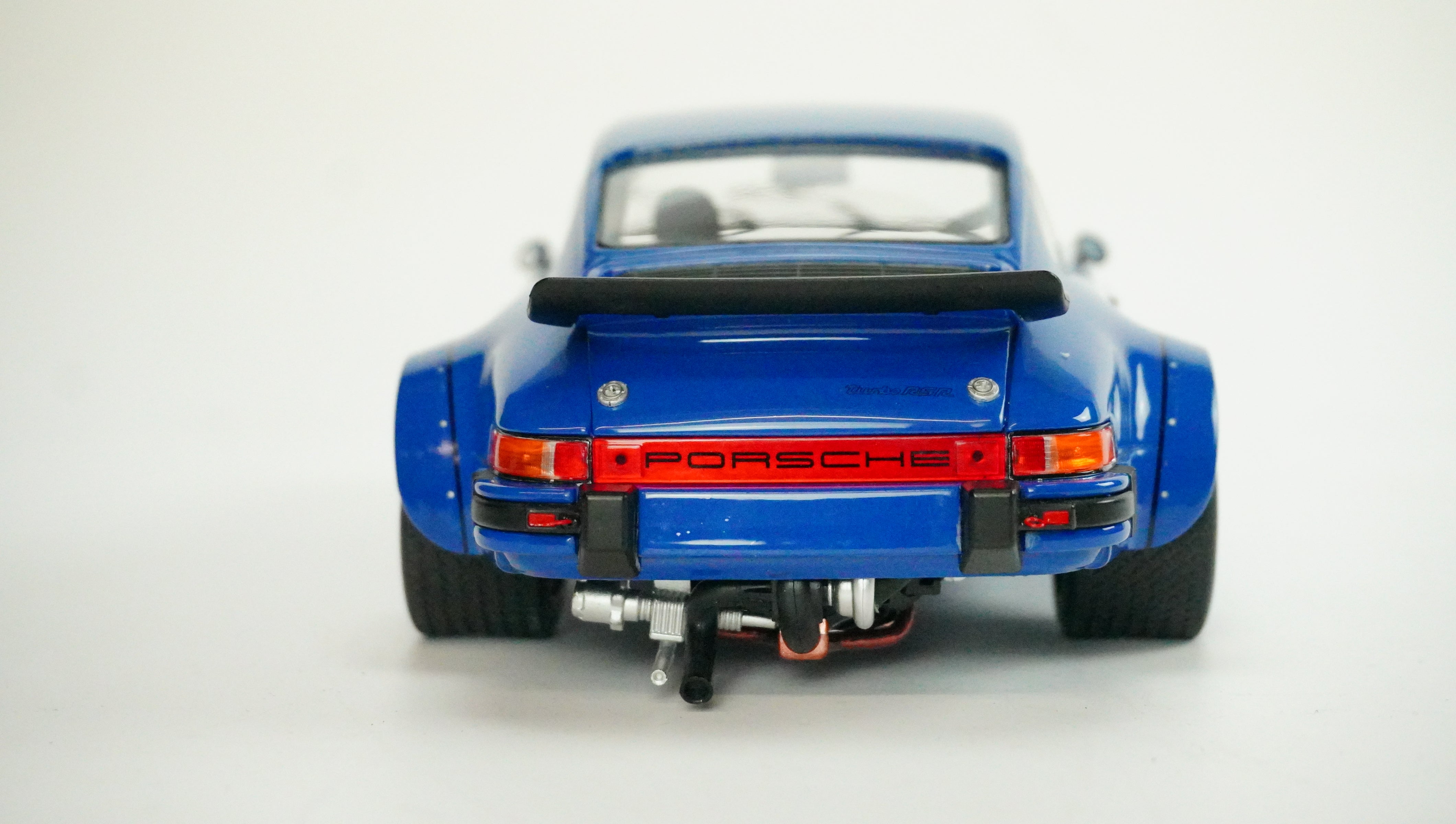 Porsche 934 RSR 1:18
