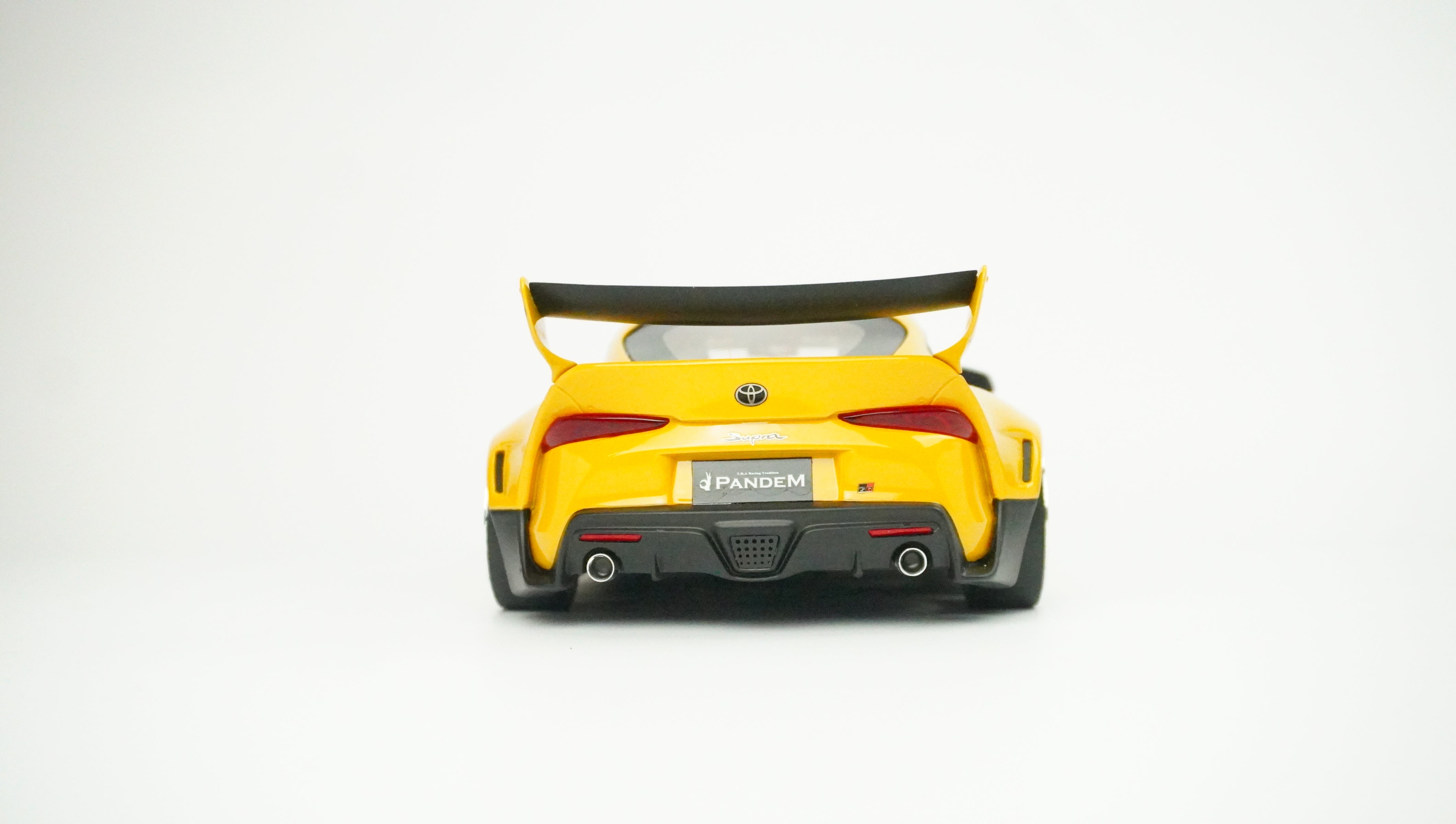 Toyota Supra GR V1 Pandem (Umbau) 1:18