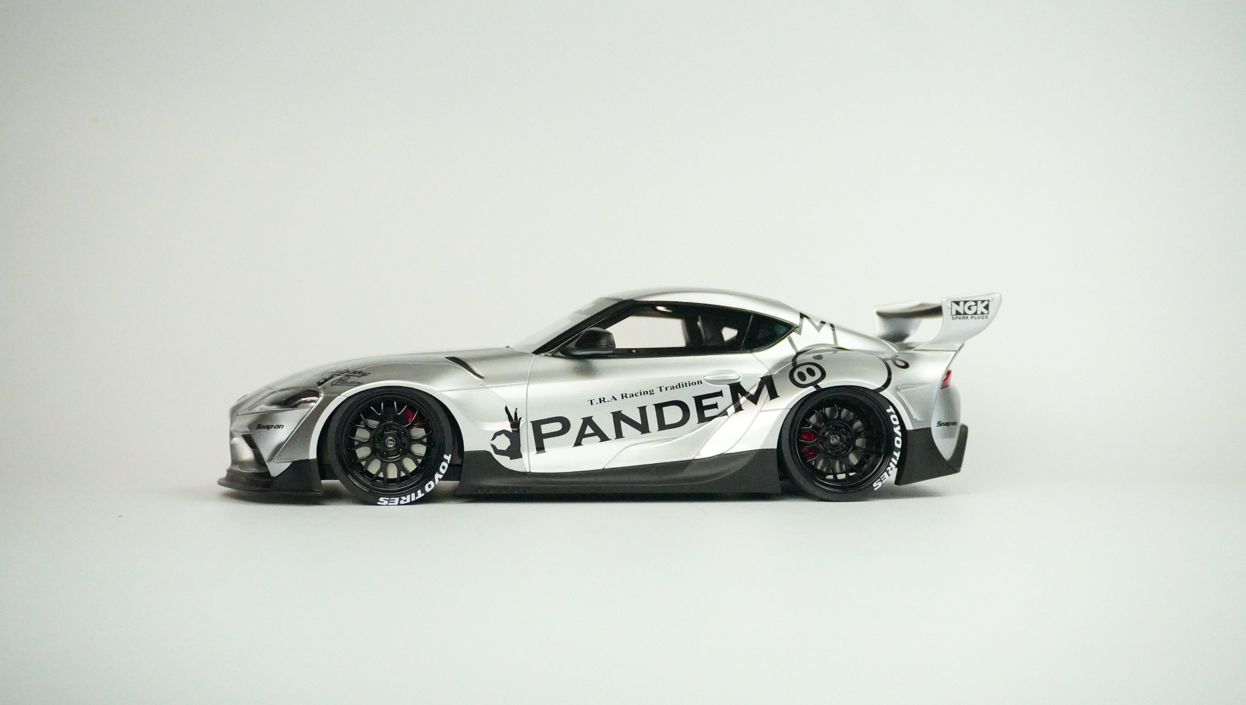 Toyota Supra GR Pandem Limited 1:18