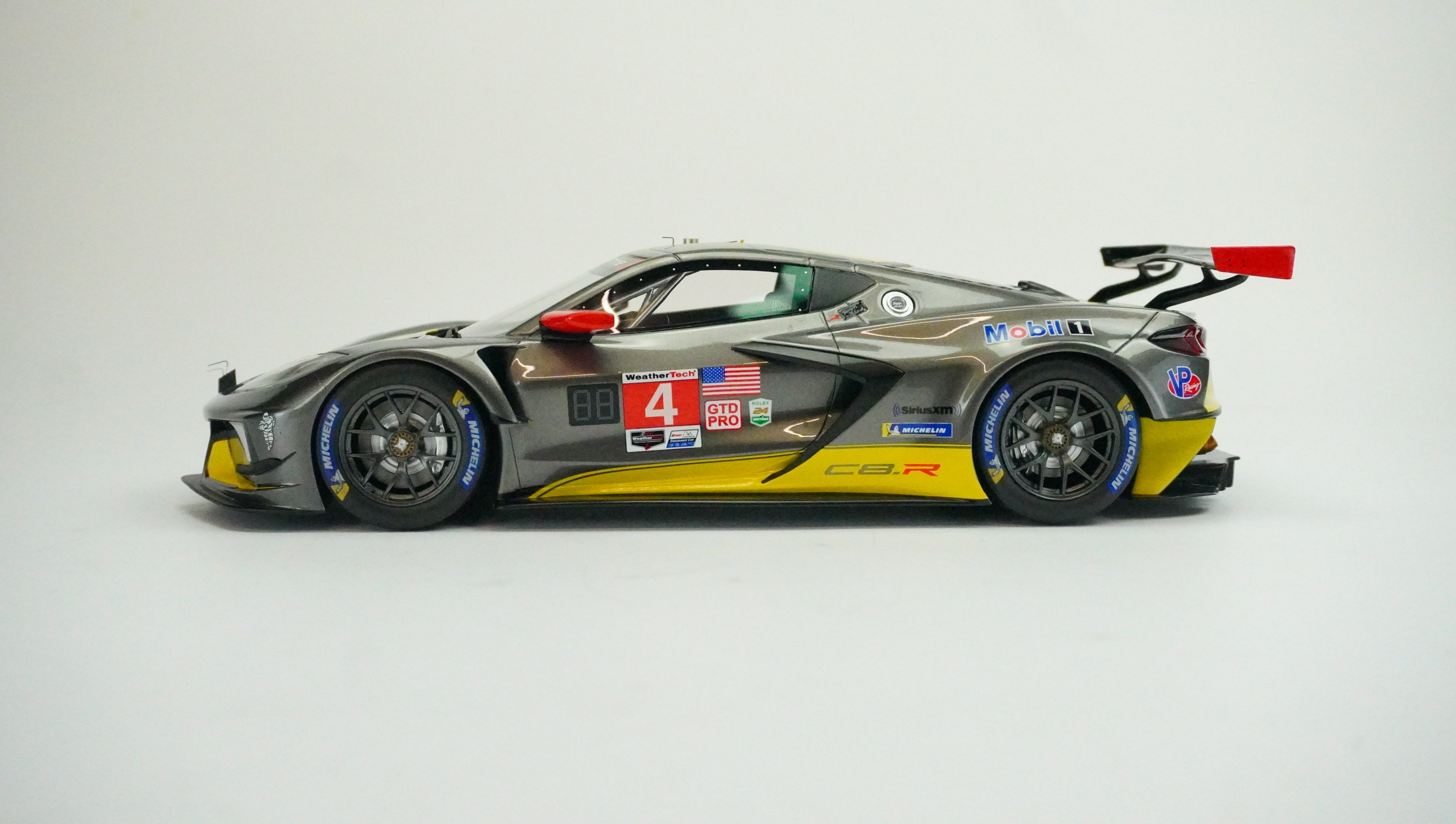 Chevrolet Corvette C8 Racing No. 4 Limited 2022 1:18