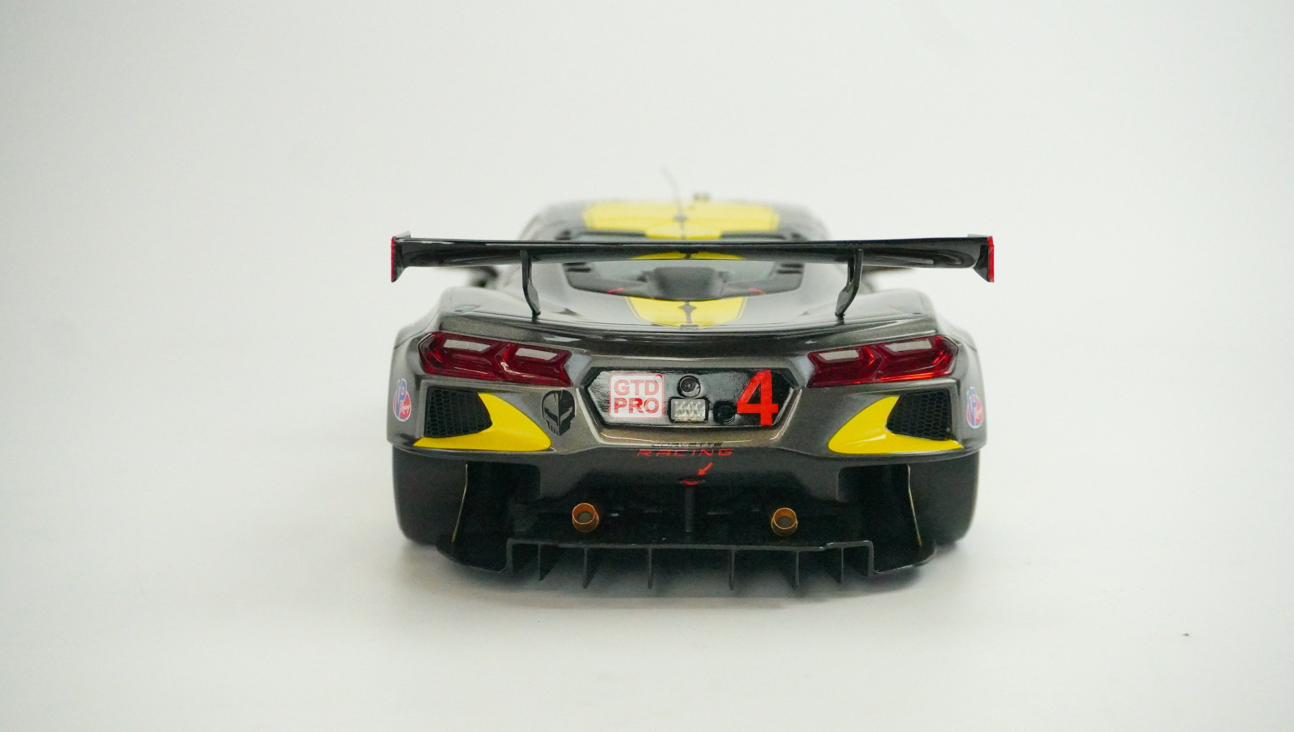 Chevrolet Corvette C8 Racing Nr.4 Limited 2022 1:18