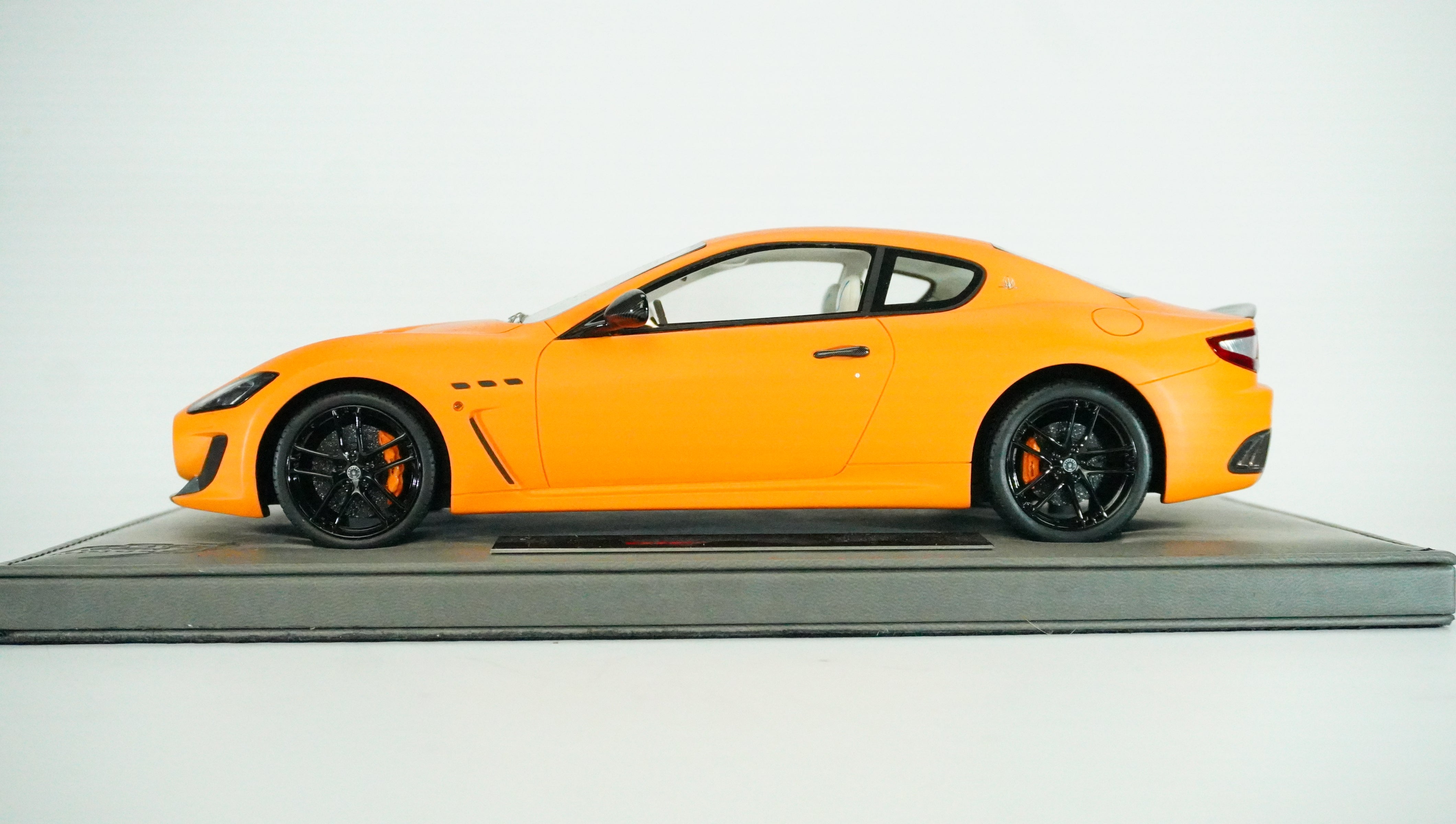 Maserati Gran Tourismo MC Stradale Orange Matt Limited 1:18