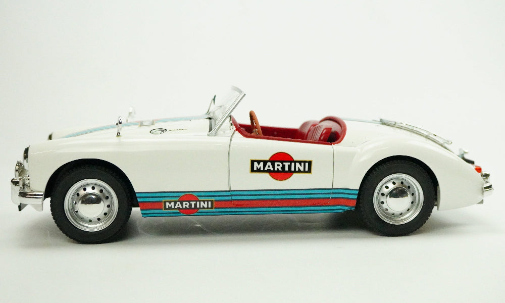 MG MK2 Martini weiss 1:18 Sammlen