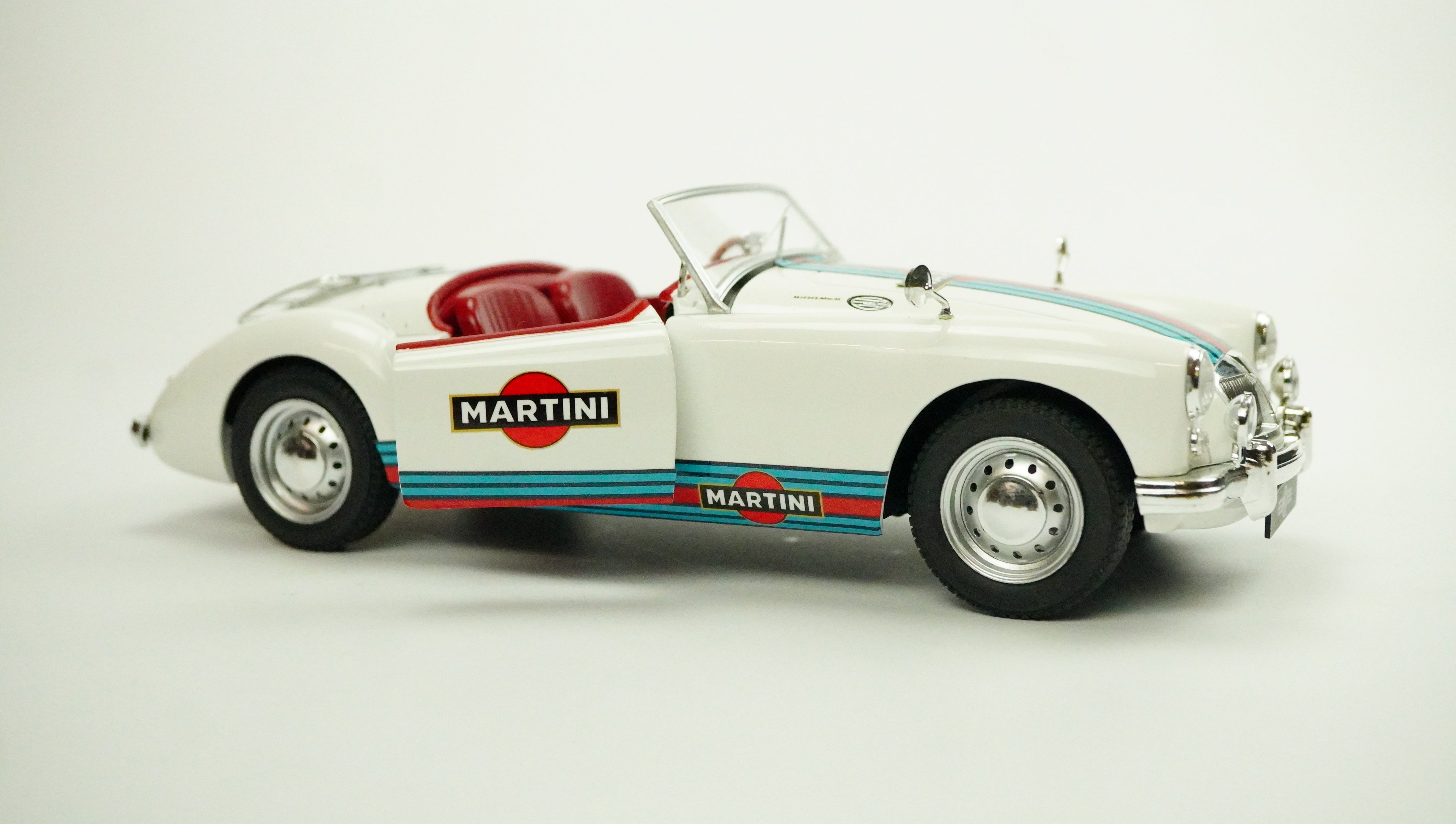 MG MK2 A1600 Roadster Martini Rarität 1961 1:18