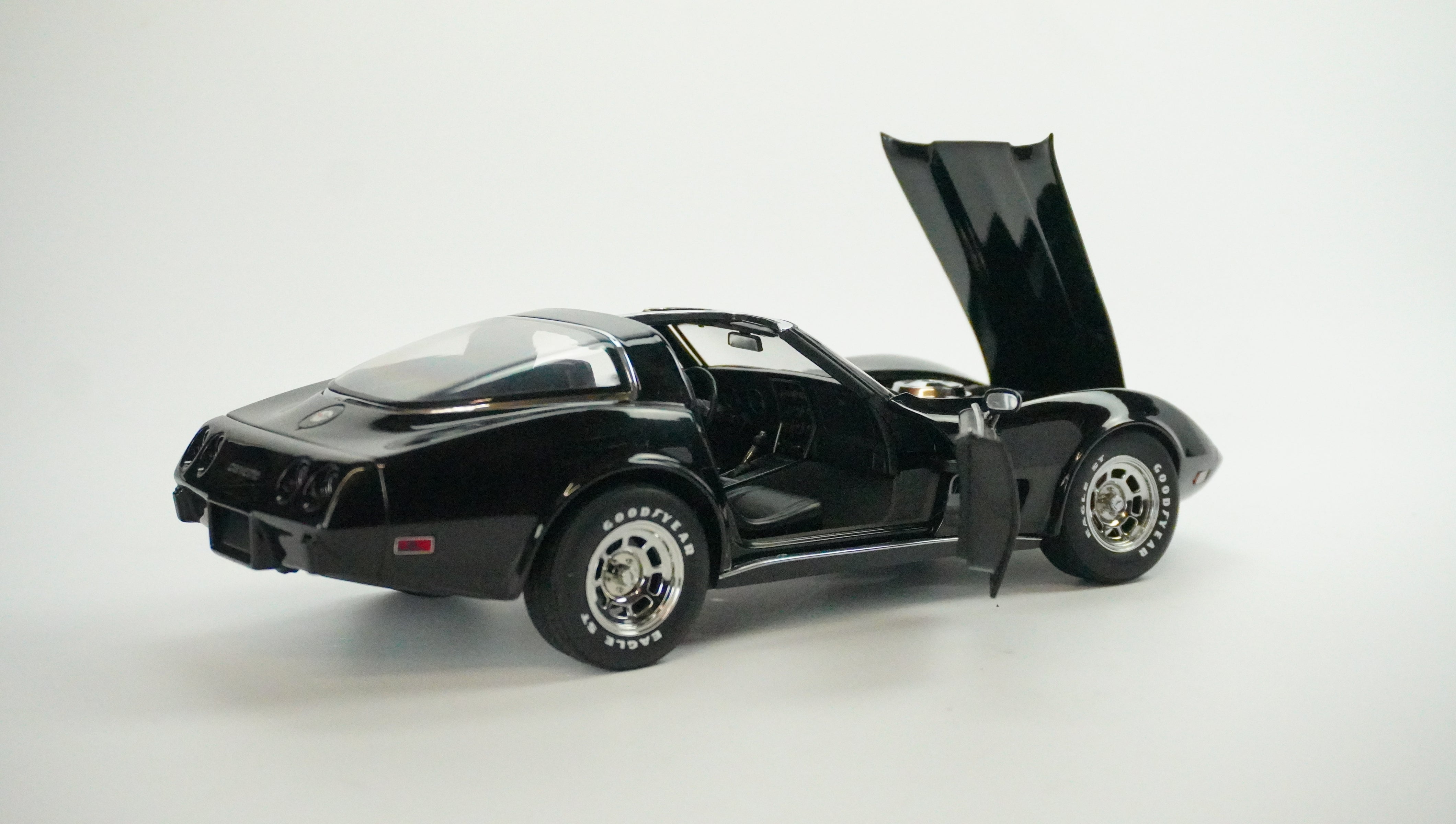 Chevrolet Corvette Targa 1978 1:18