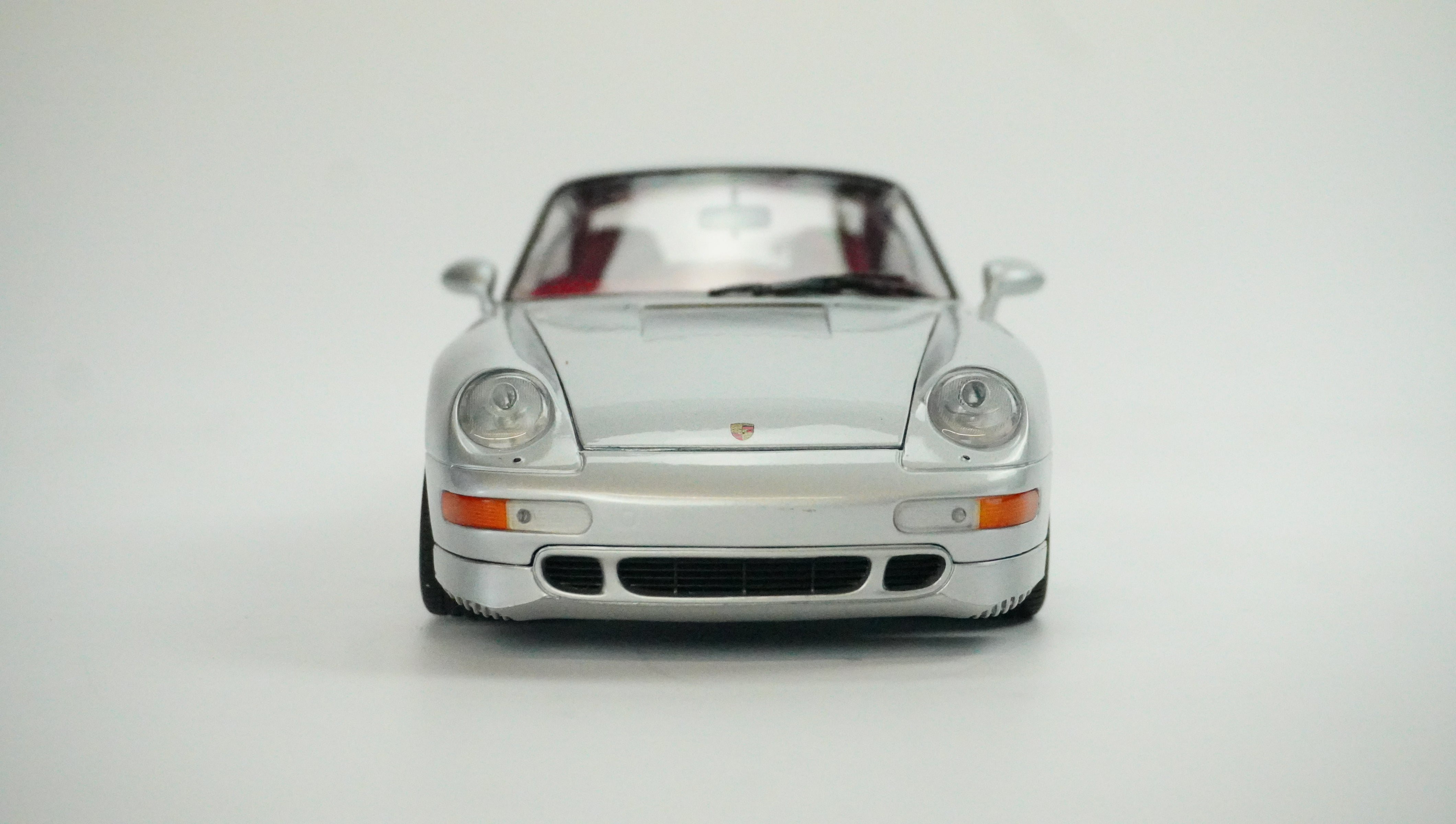 Porsche 911 (993) Turbo 1997 1:18