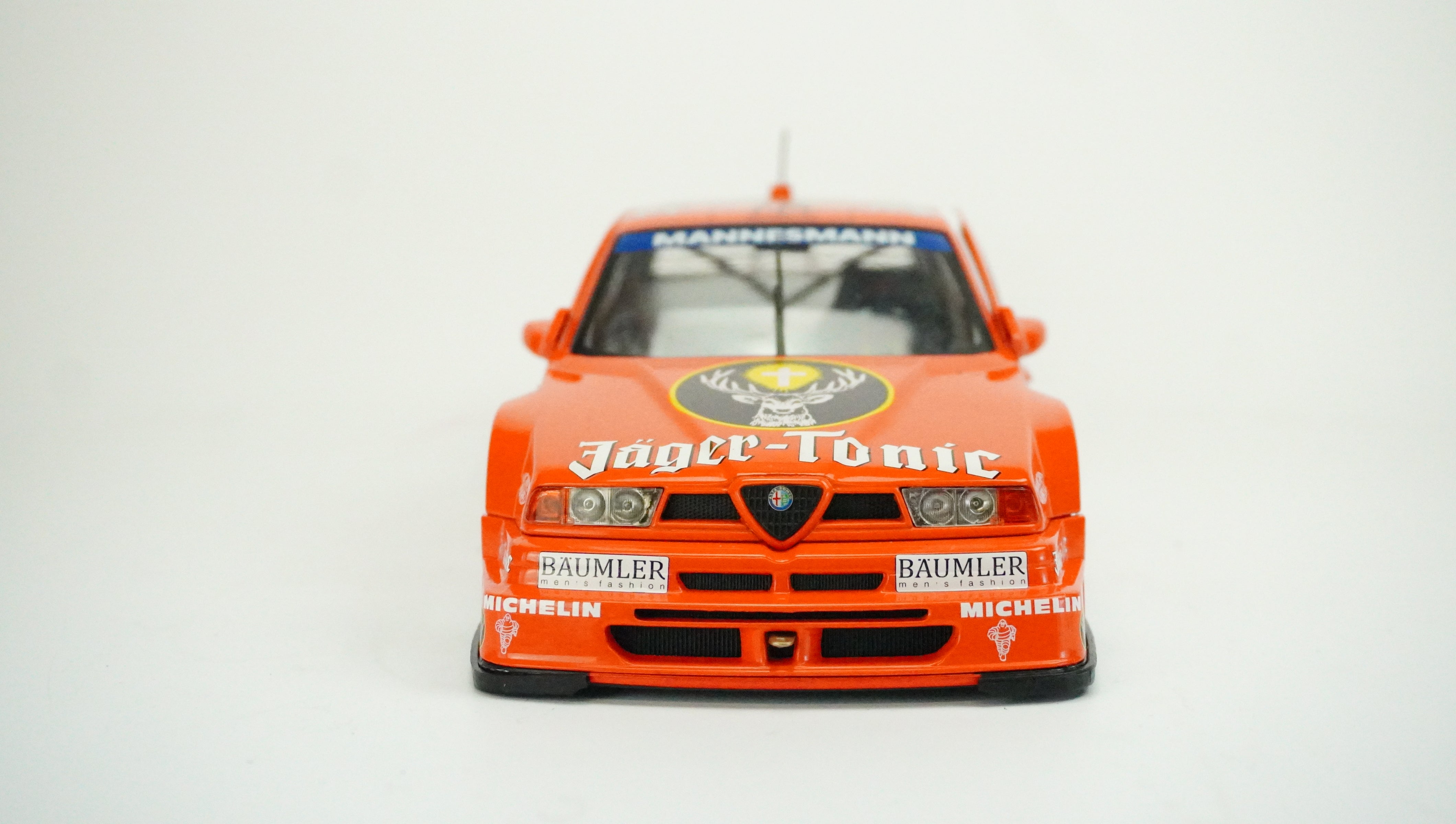 Alfa Romeo 155 V6 Jäger-Tonic Rally Nr.19 1:18