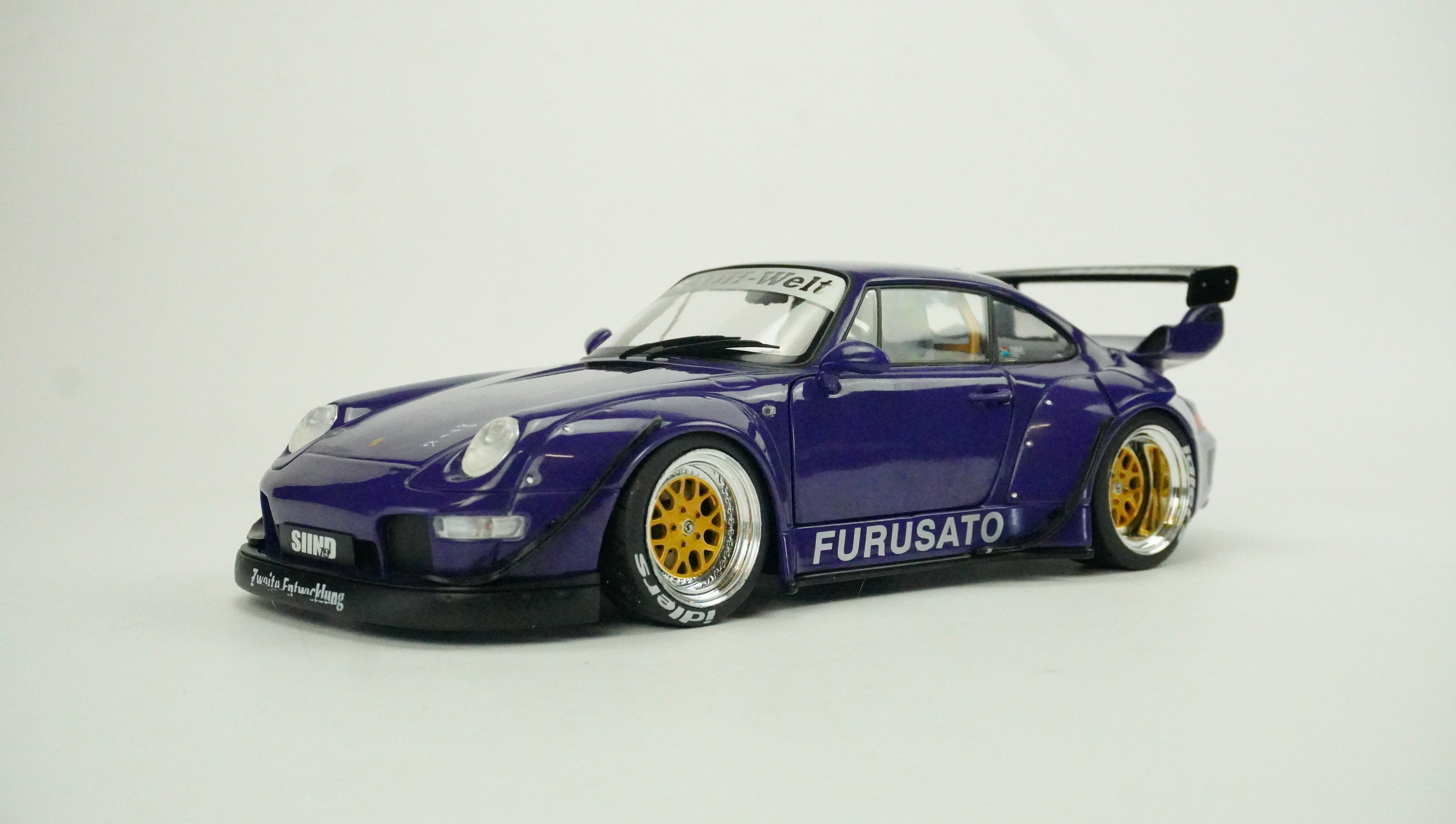 Porsche 911 (993) RWB "Furusato" 1:18