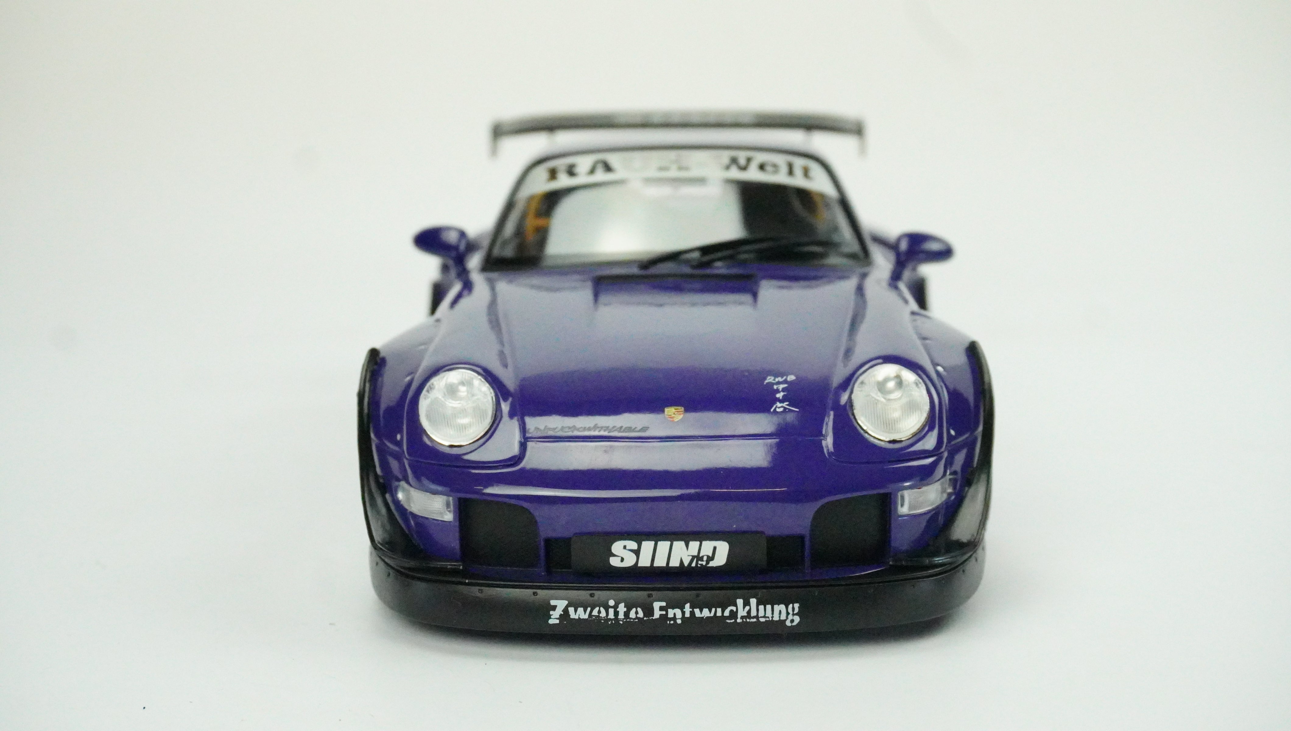 Porsche 911 (993) RWB "Furusato" 1:18
