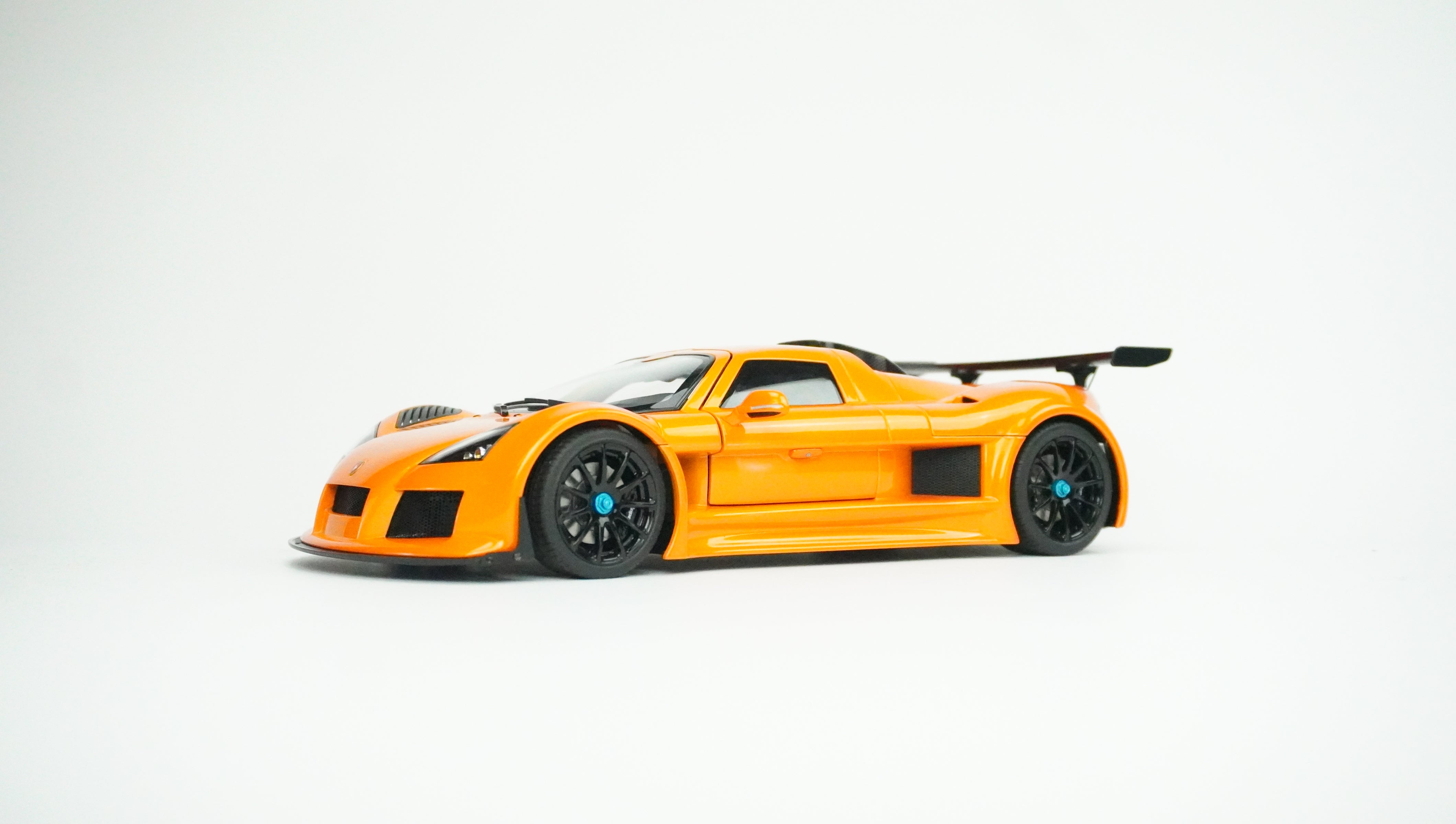 Gumbert Apollo S 2005 1:18
