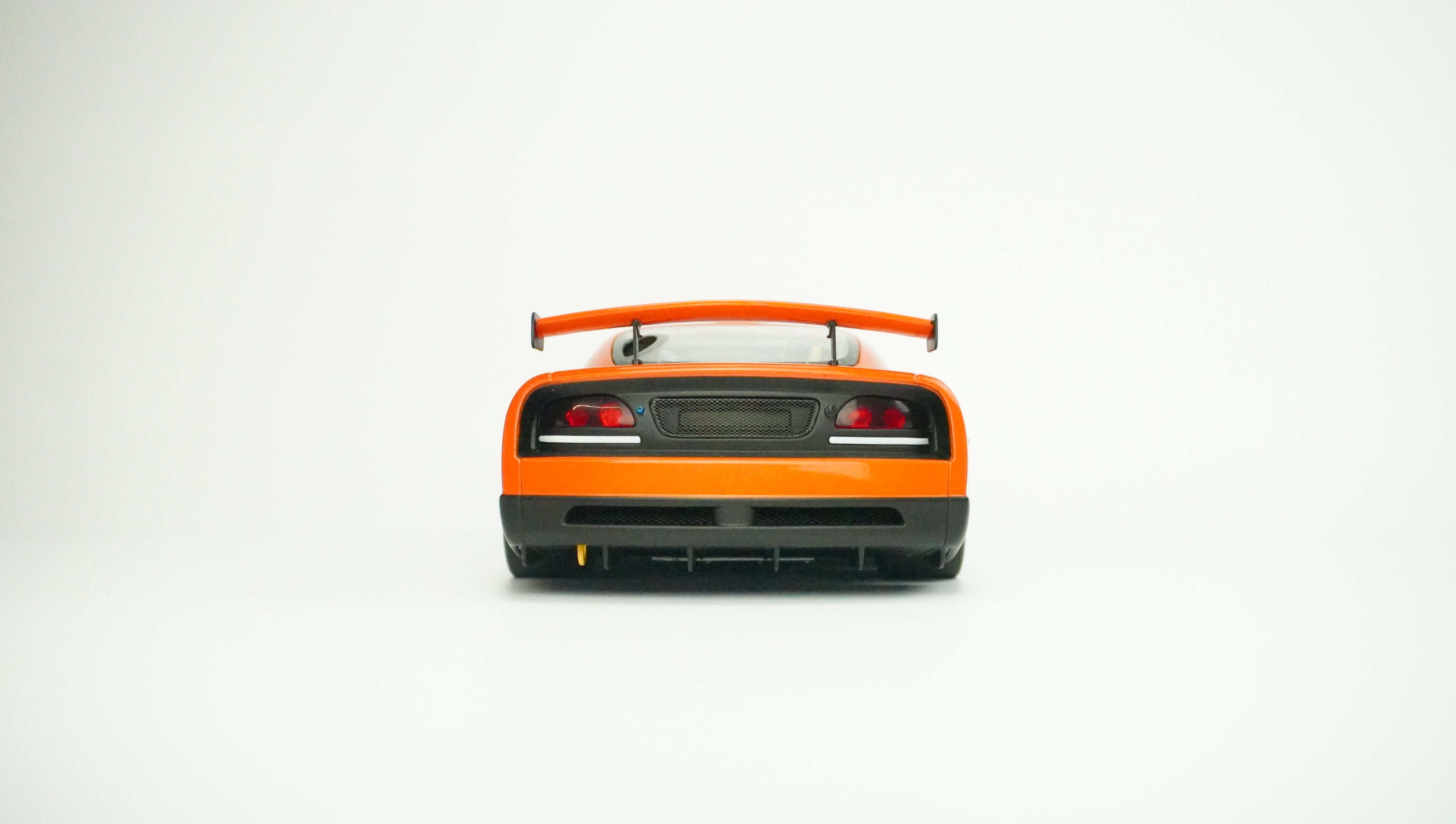 Dodge Viper Competition Coupé 1:18