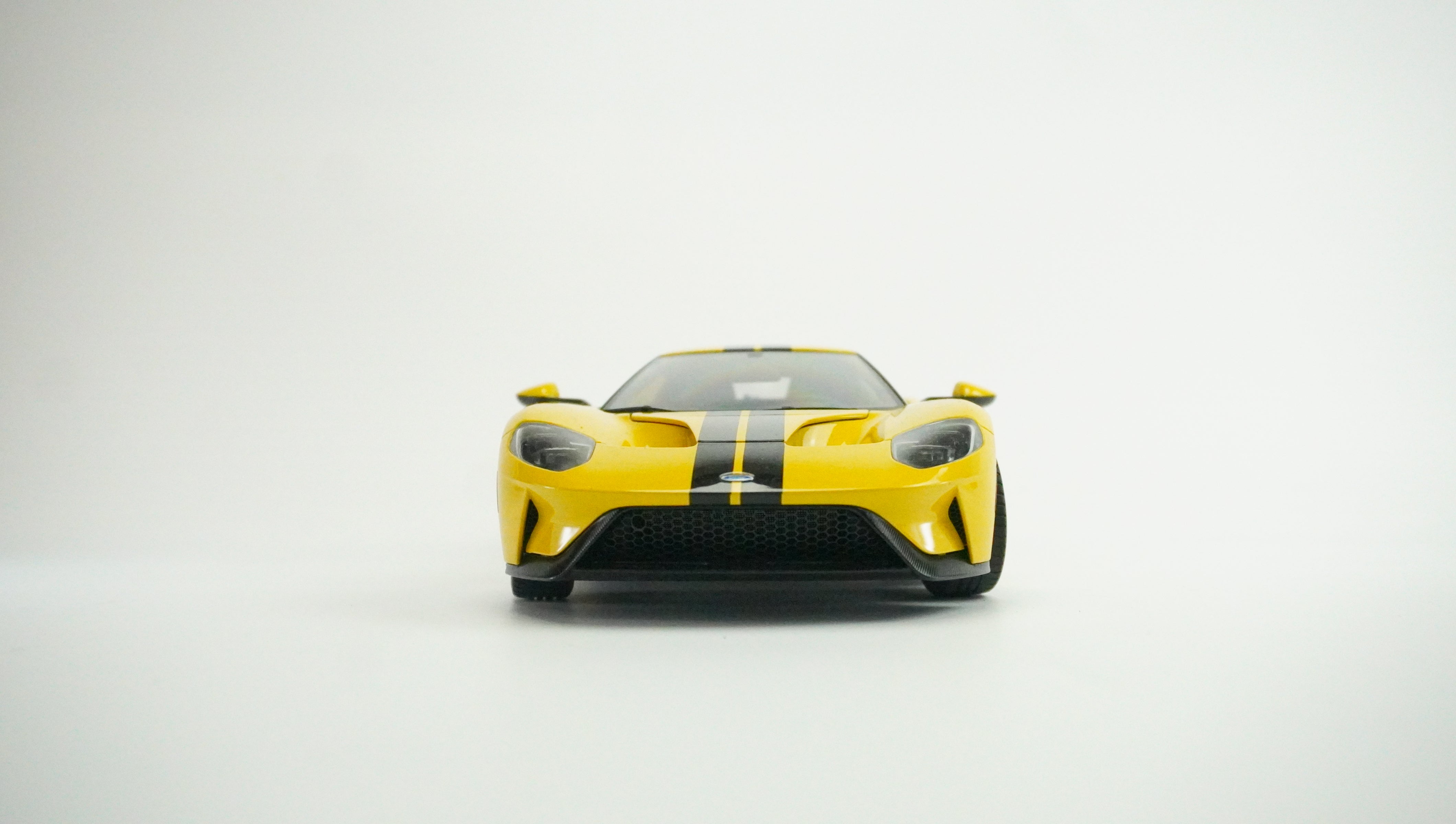 Ford GT 2017 1:18