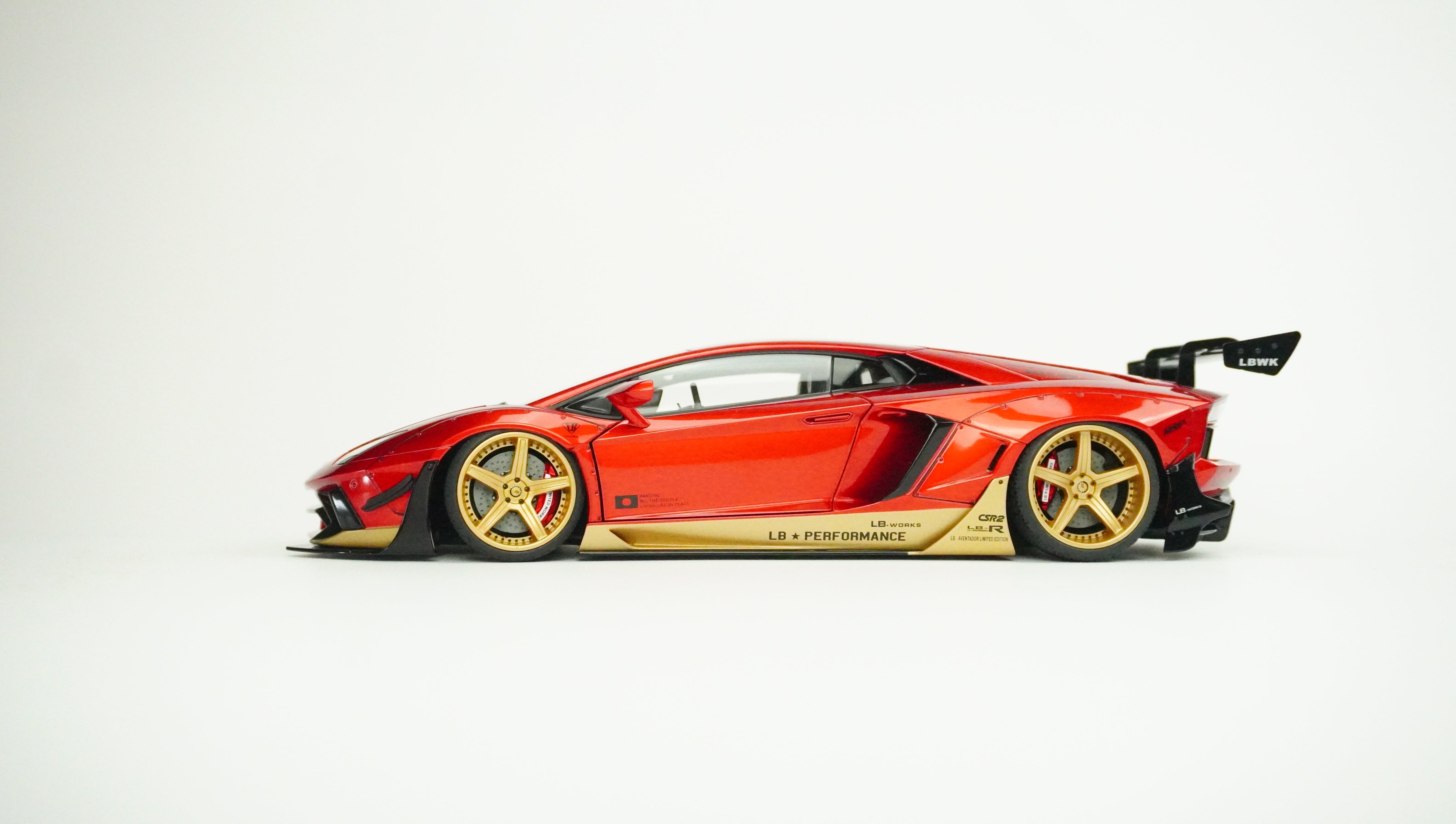 Lamborghini Aventador LB-Works 1:18