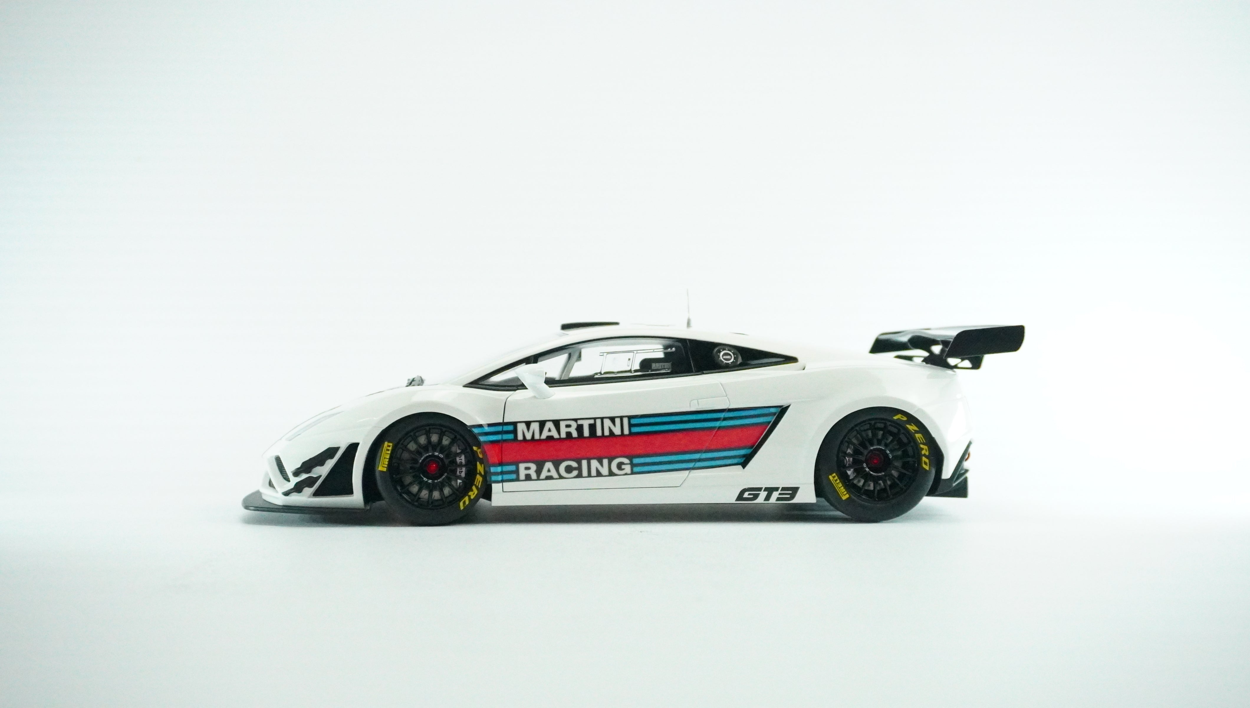 Lamborghini Gallardo GT3 FL2 Martini 2013 1:18