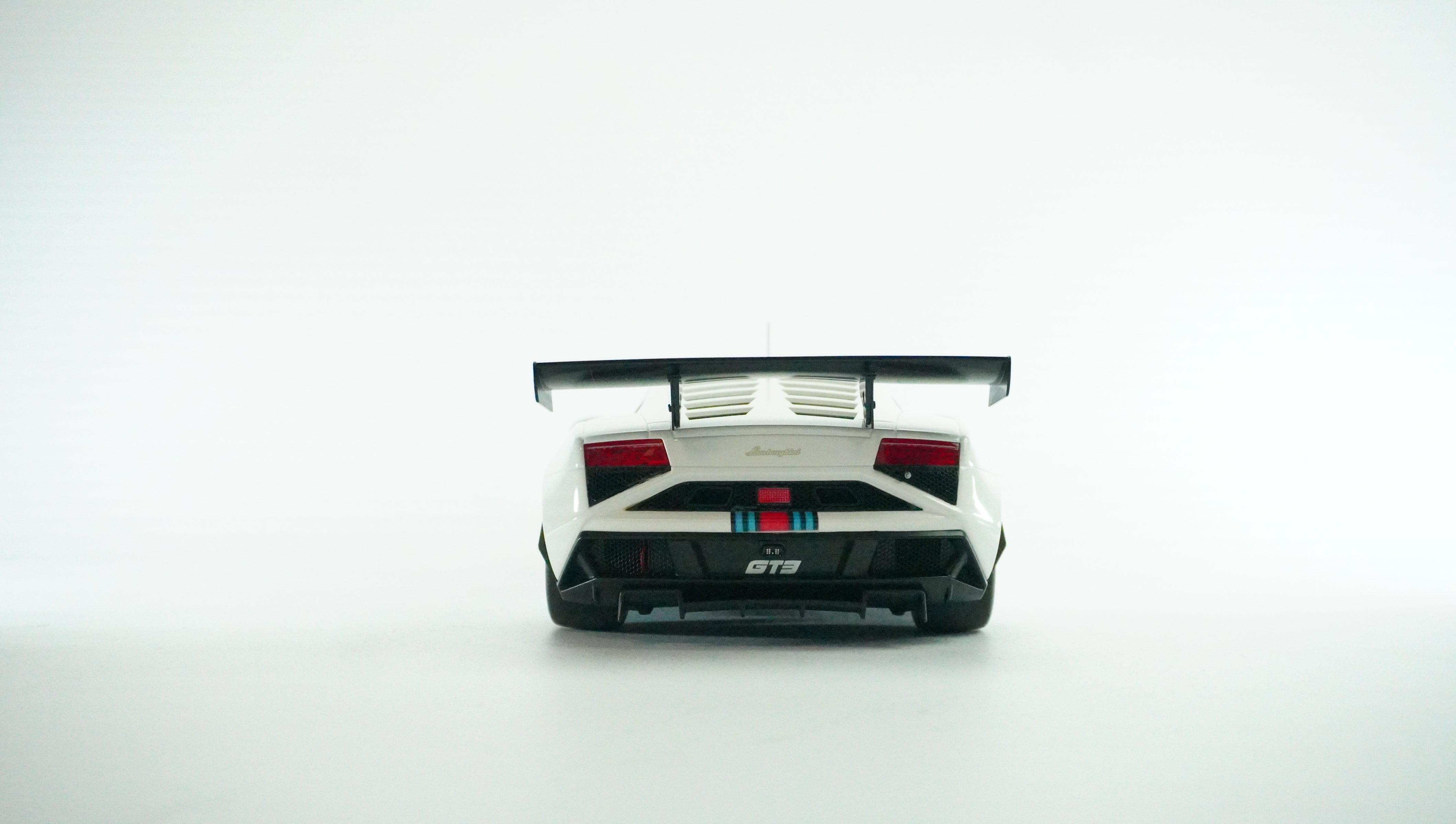 Lamborghini Gallardo GT3 FL2 Martini 2013 1:18