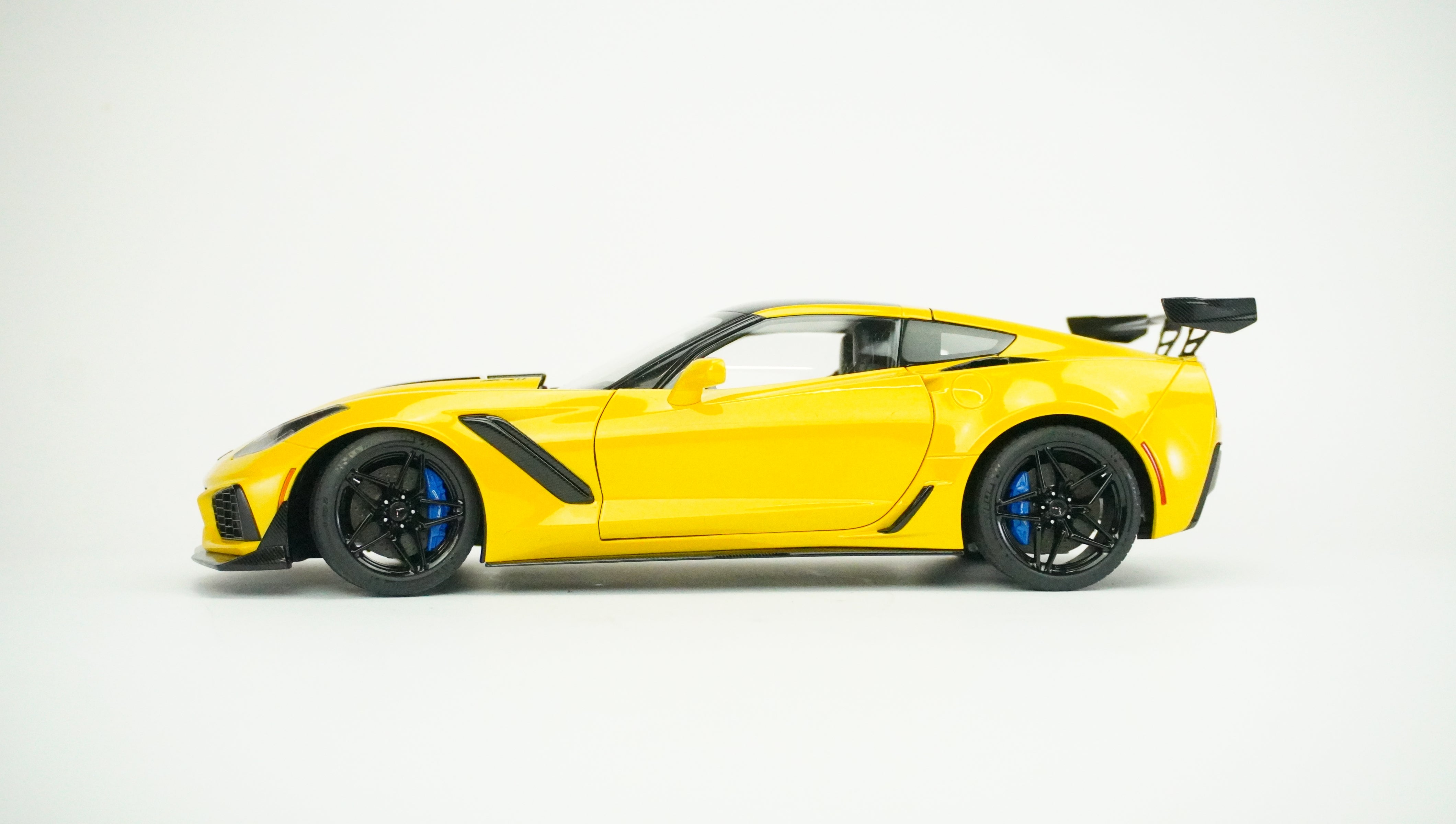 Chevrolet Corvette ZR1 2019 1:18