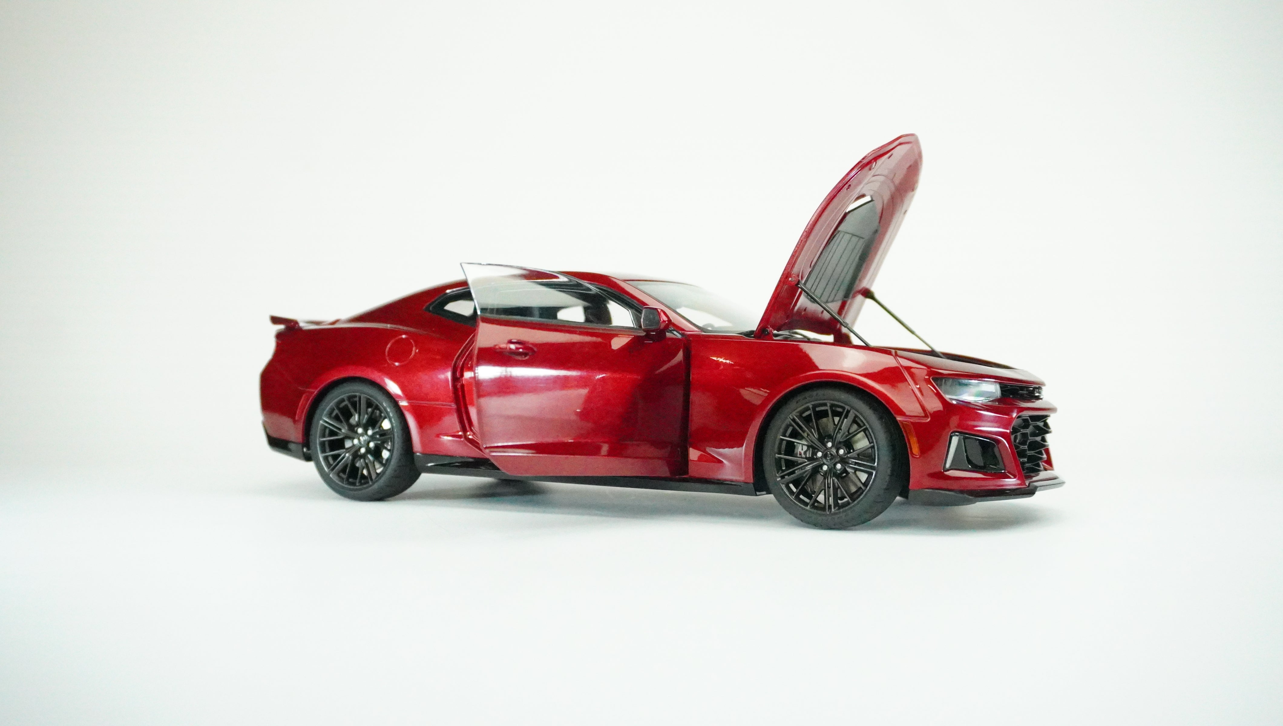 Chevrolet Camaro ZL1 2017 1:18